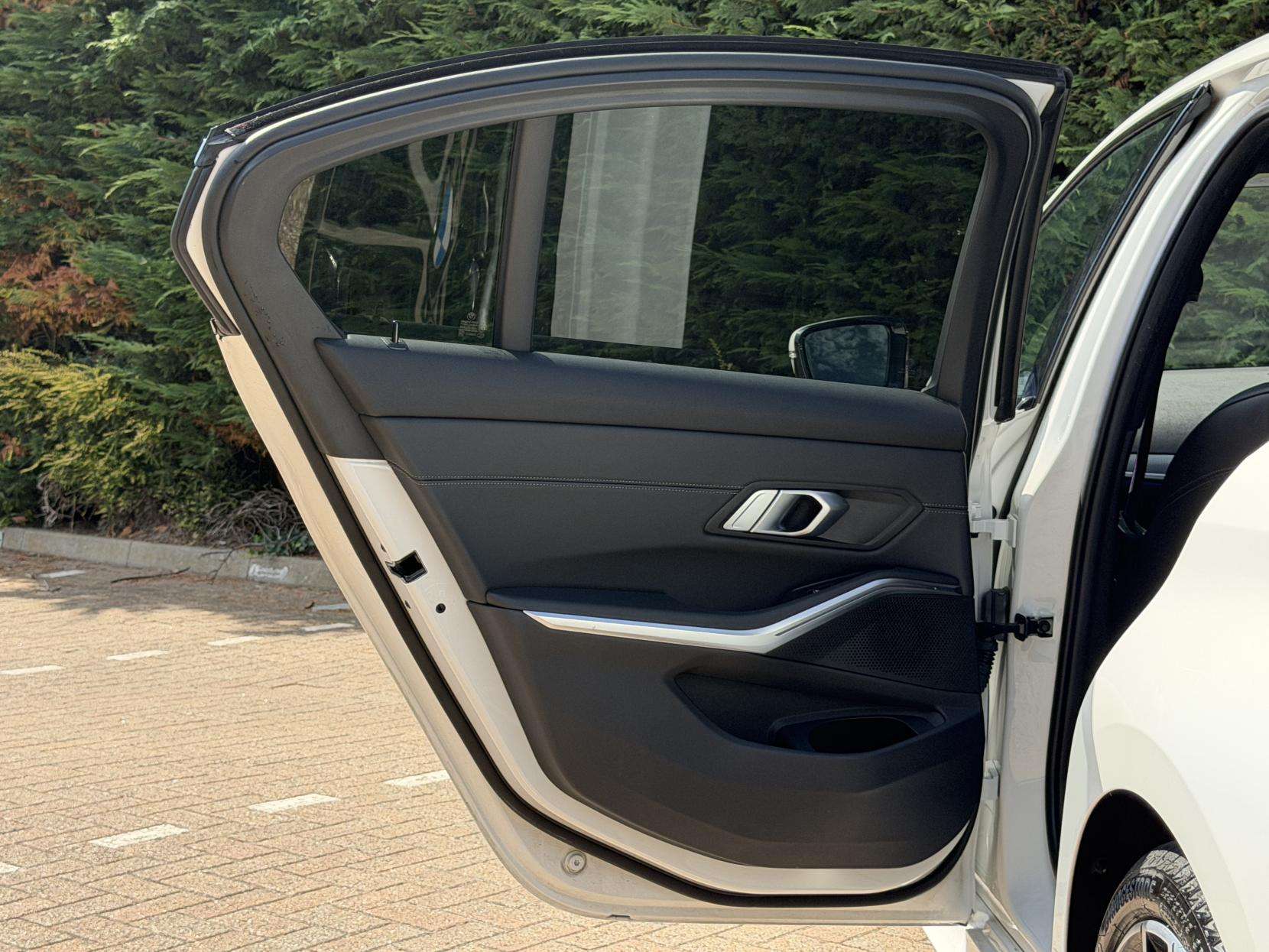 2021 BMW 3 SERIES 2021 BMW 3 SERIES