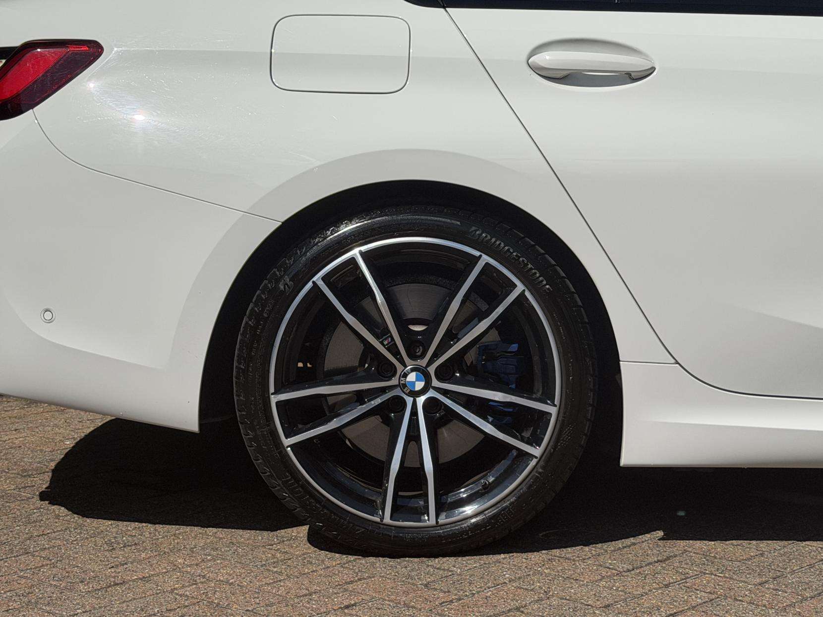 2021 BMW 3 SERIES 2021 BMW 3 SERIES