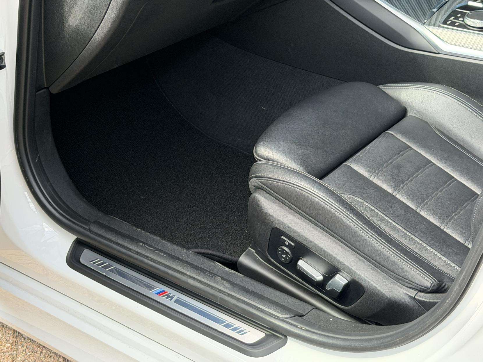 2021 BMW 3 SERIES 2021 BMW 3 SERIES