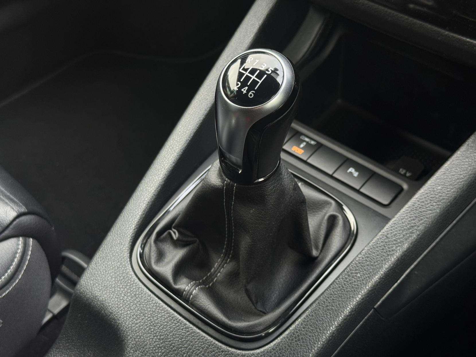 2017 VOLKSWAGEN SCIROCCO 2017 VOLKSWAGEN SCIROCCO