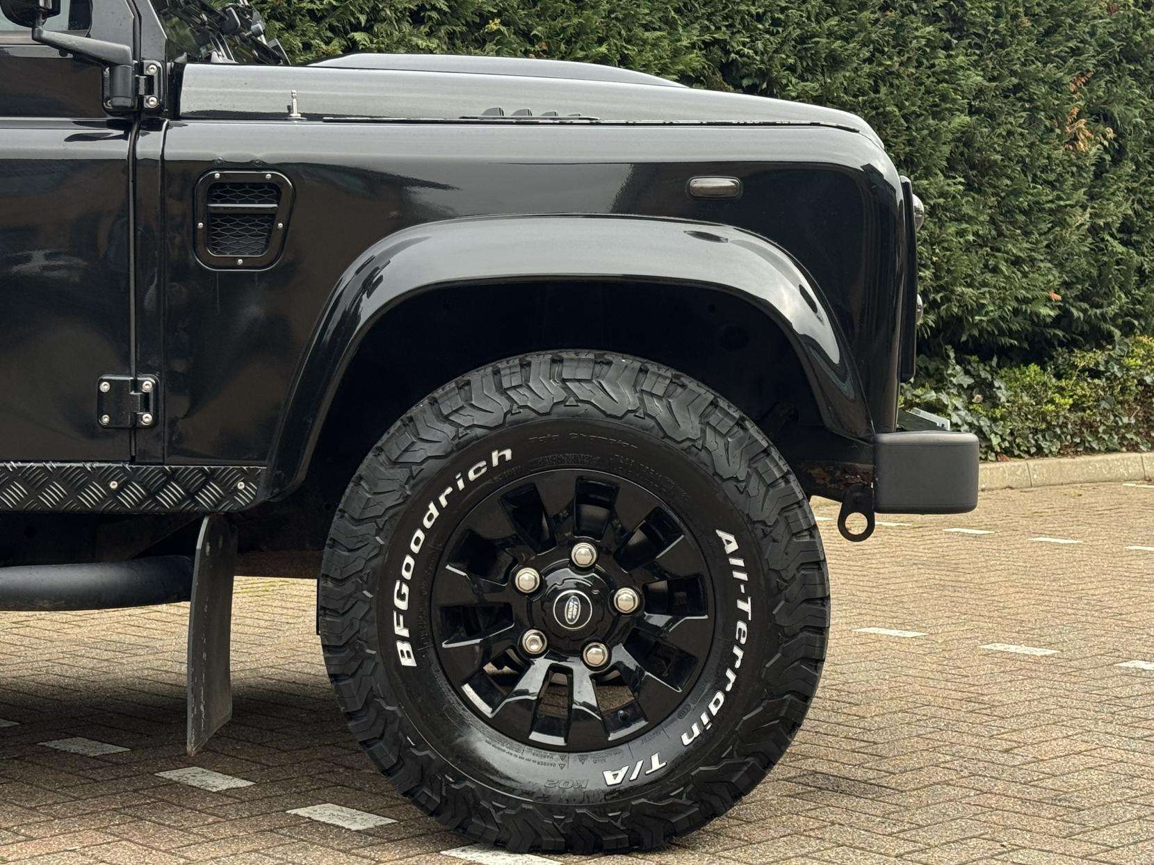 2009 LAND ROVER DEFENDER 90 2009 LAND ROVER DEFENDER 90