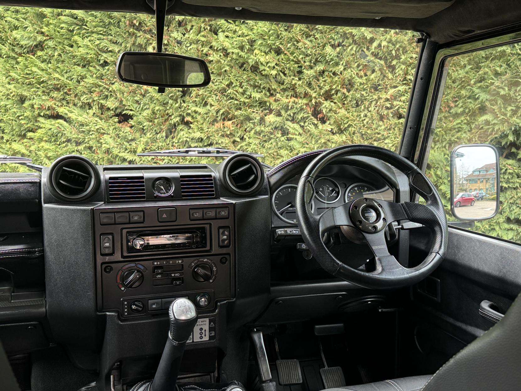 2009 LAND ROVER DEFENDER 90 2009 LAND ROVER DEFENDER 90