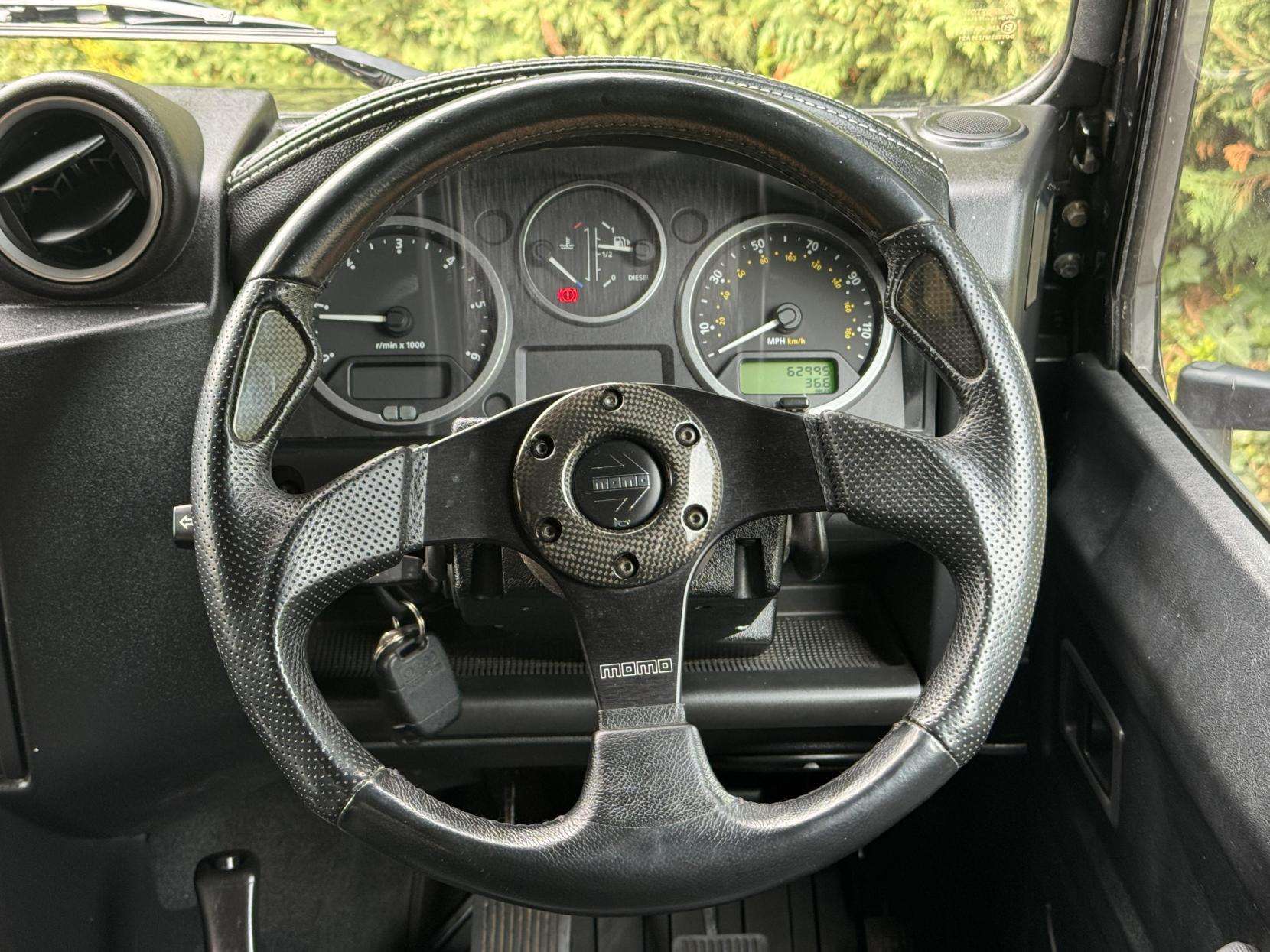 2009 LAND ROVER DEFENDER 90 2009 LAND ROVER DEFENDER 90