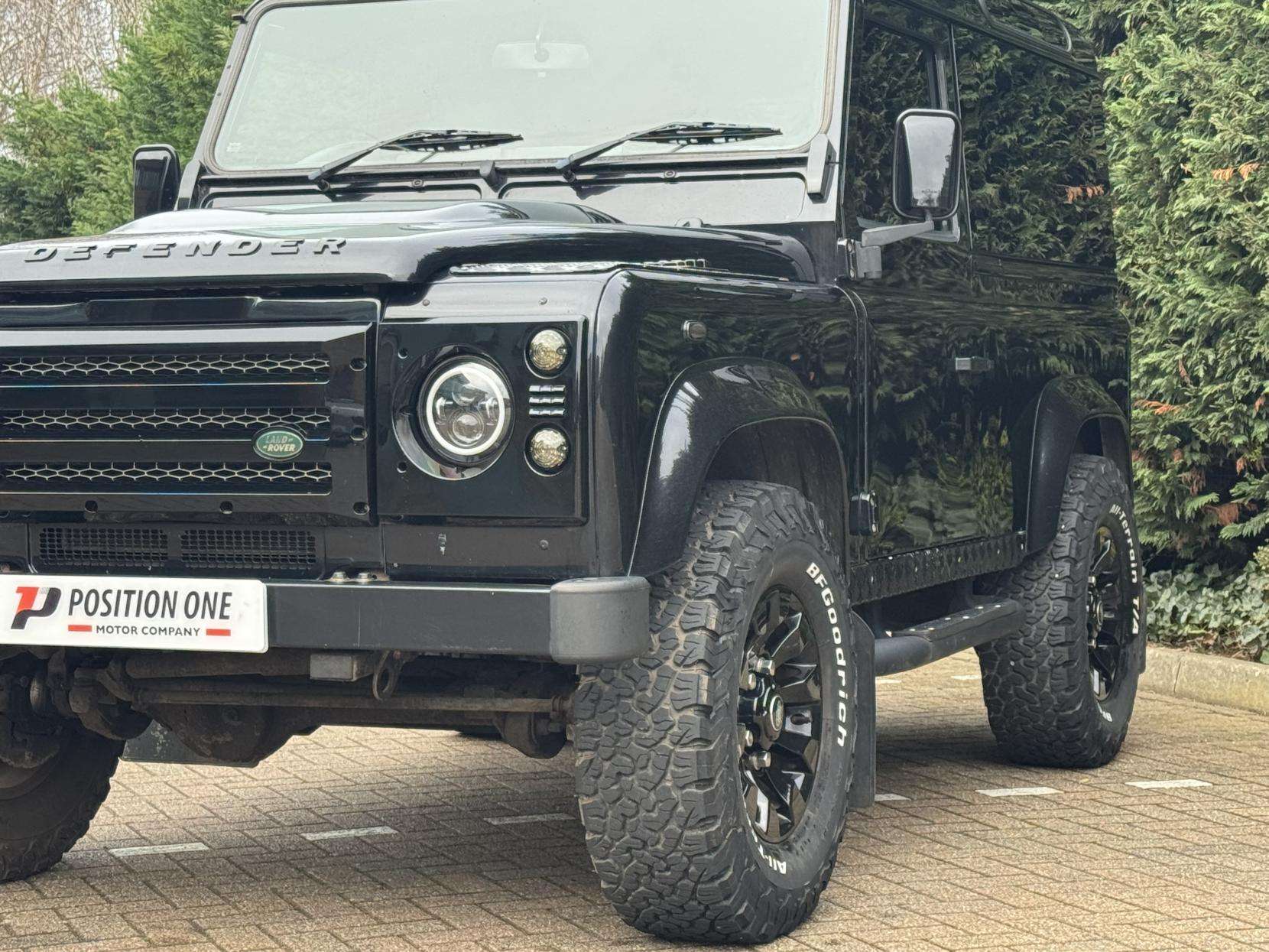 2009 LAND ROVER DEFENDER 90 2009 LAND ROVER DEFENDER 90