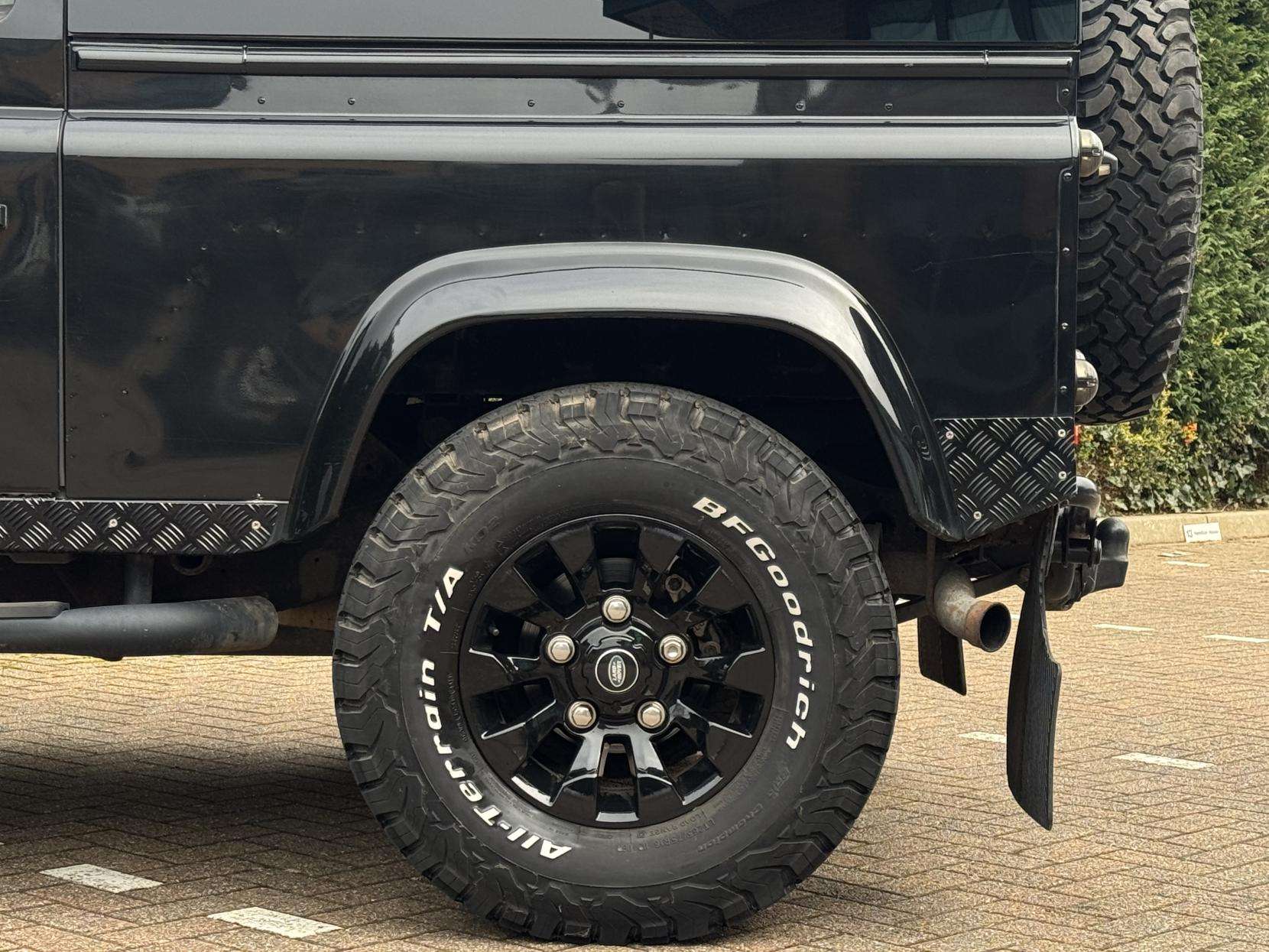 2009 LAND ROVER DEFENDER 90 2009 LAND ROVER DEFENDER 90