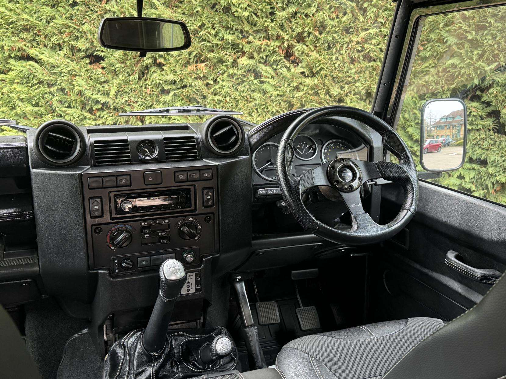 2009 LAND ROVER DEFENDER 90 2009 LAND ROVER DEFENDER 90