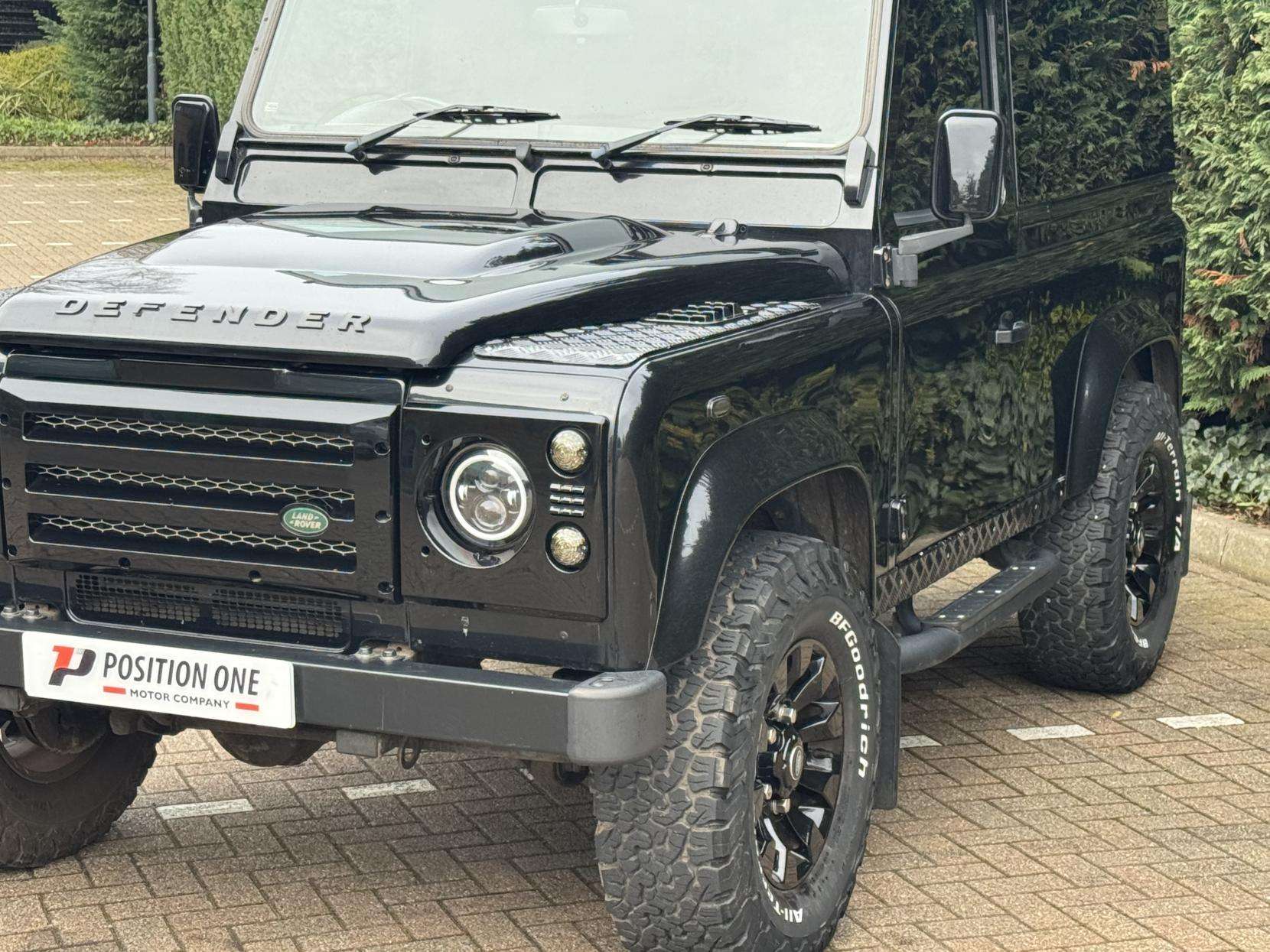 2009 LAND ROVER DEFENDER 90 2009 LAND ROVER DEFENDER 90