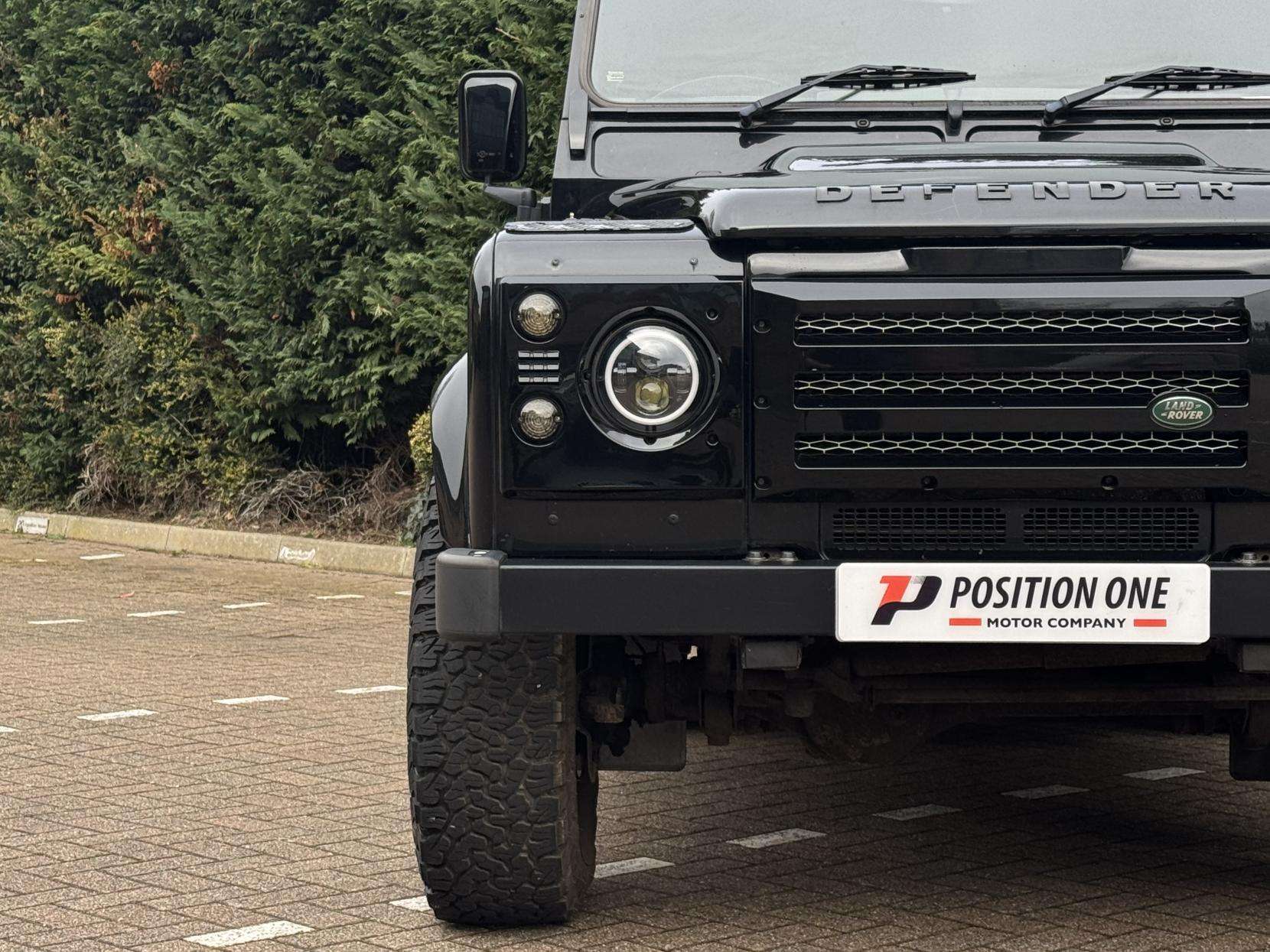 2009 LAND ROVER DEFENDER 90 2009 LAND ROVER DEFENDER 90