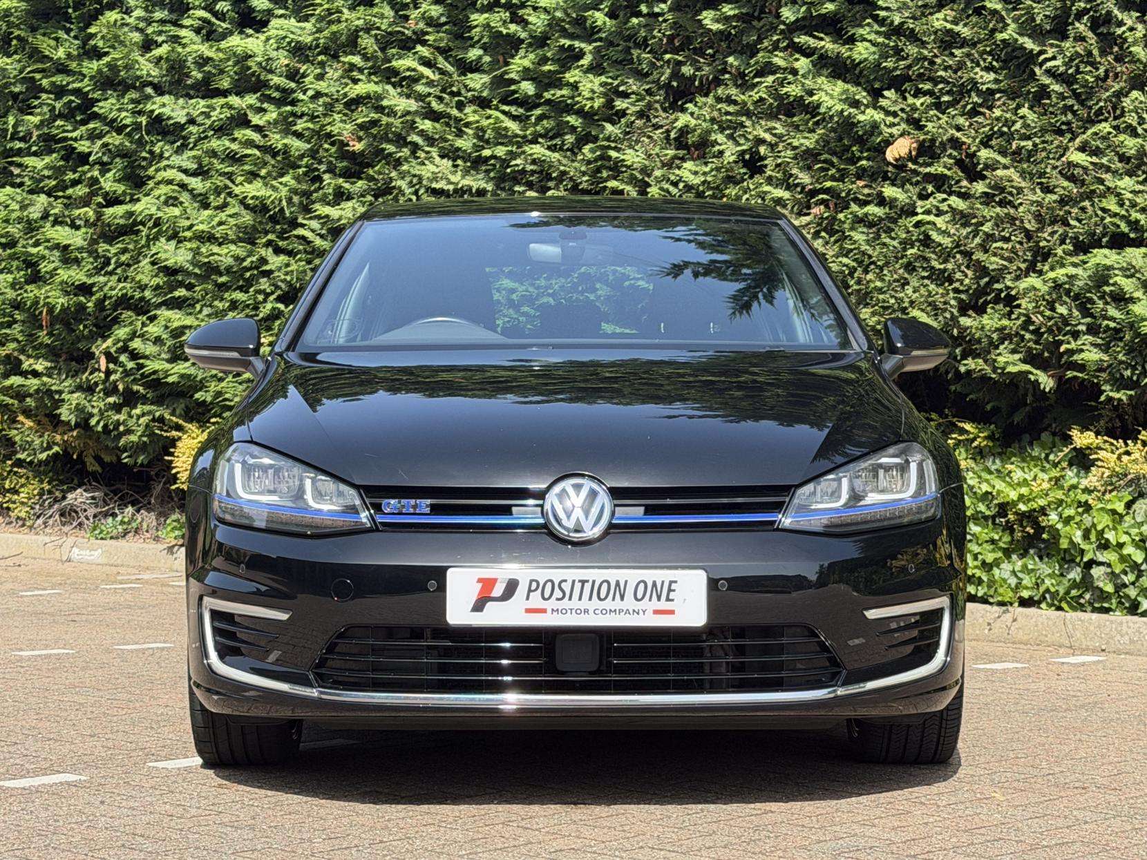 A 2016 VOLKSWAGEN GOLF 1.4 TSI GTE Nav Hatchback 5dr Petrol Plug-in Hybrid DSG Euro 6 (s/s) (204 ps) A 2016 VOLKSWAGEN GOLF 1.4 TSI GTE Nav Hatchback 5dr Petrol Plug-in Hybrid DSG Euro 6 (s/s) (204 ps)