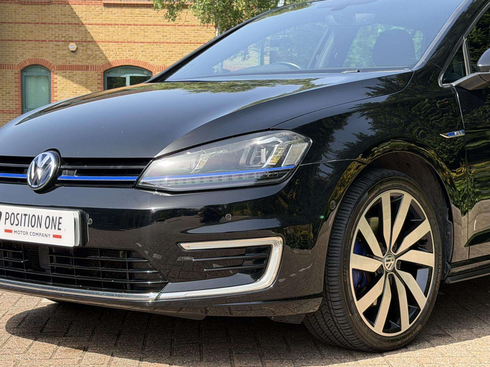 2016 VOLKSWAGEN GOLF 2016 VOLKSWAGEN GOLF