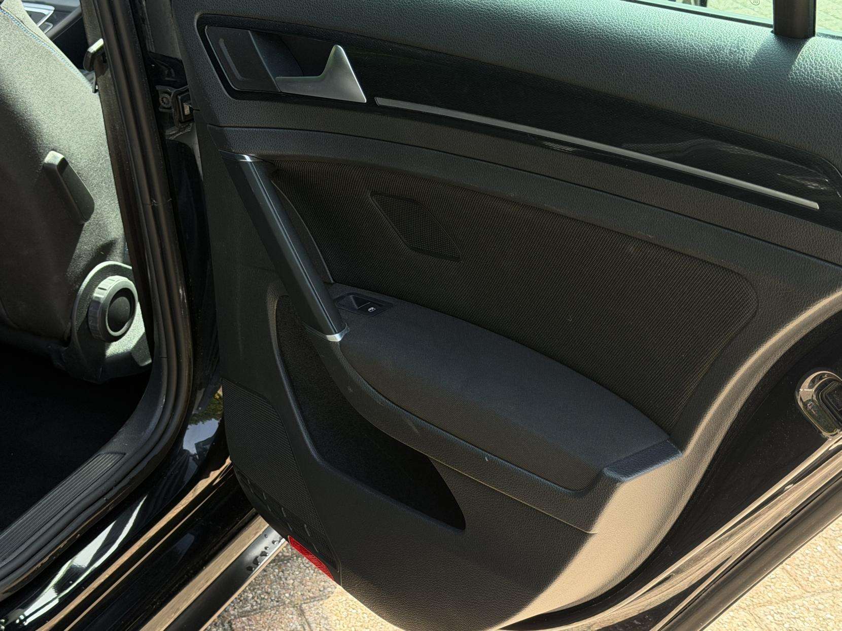 2016 VOLKSWAGEN GOLF 2016 VOLKSWAGEN GOLF