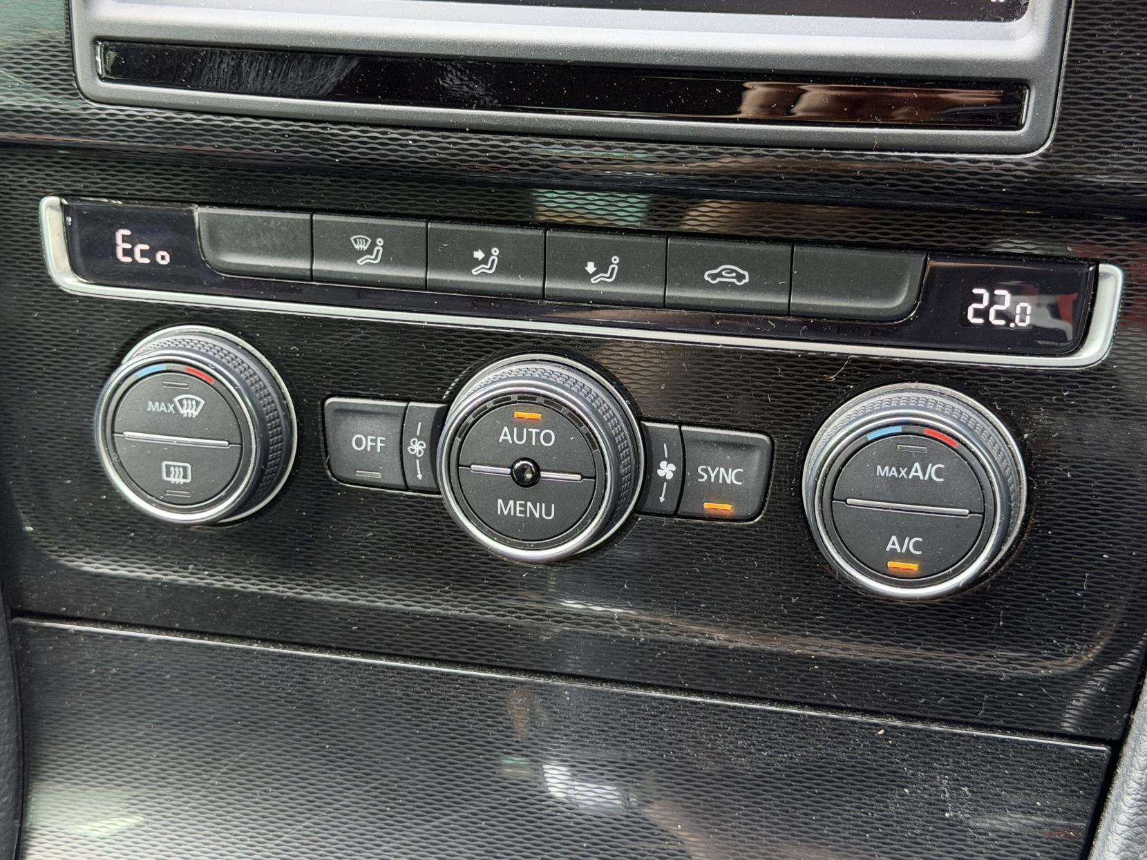 2016 VOLKSWAGEN GOLF 2016 VOLKSWAGEN GOLF