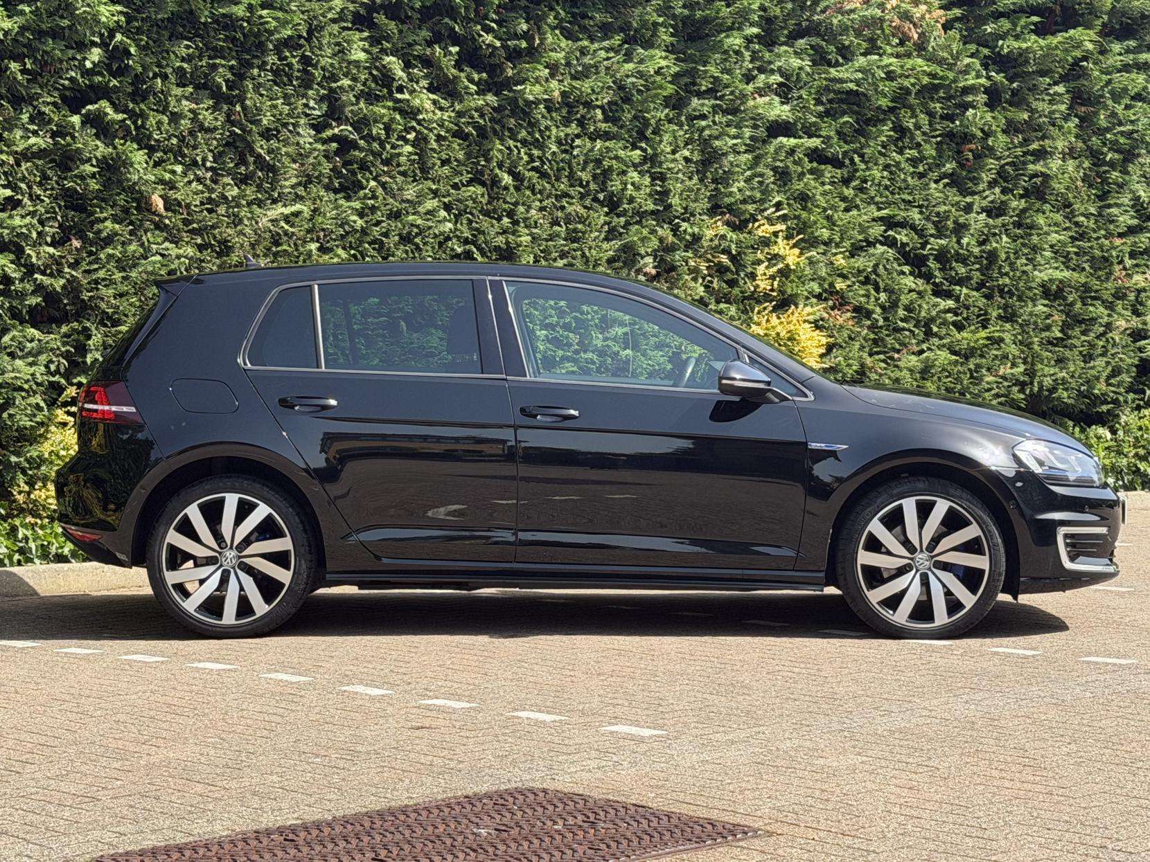 2016 VOLKSWAGEN GOLF 2016 VOLKSWAGEN GOLF