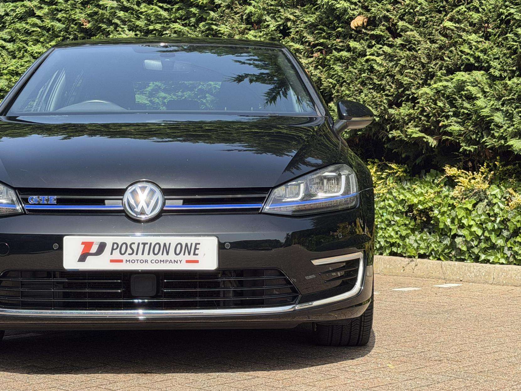 2016 VOLKSWAGEN GOLF 2016 VOLKSWAGEN GOLF