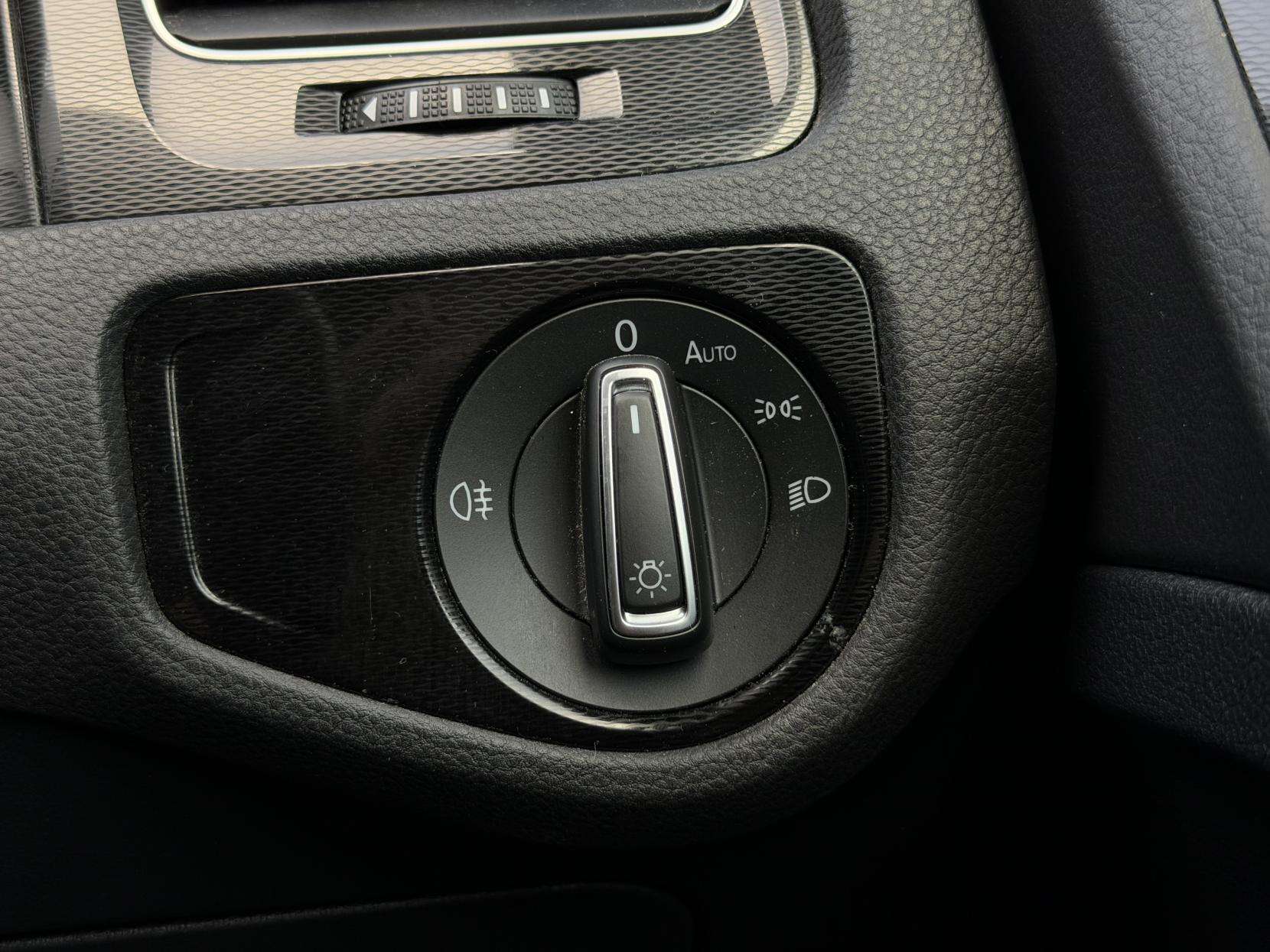 2016 VOLKSWAGEN GOLF 2016 VOLKSWAGEN GOLF
