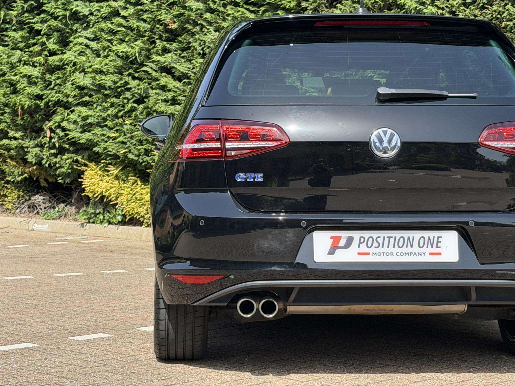 2016 VOLKSWAGEN GOLF 2016 VOLKSWAGEN GOLF