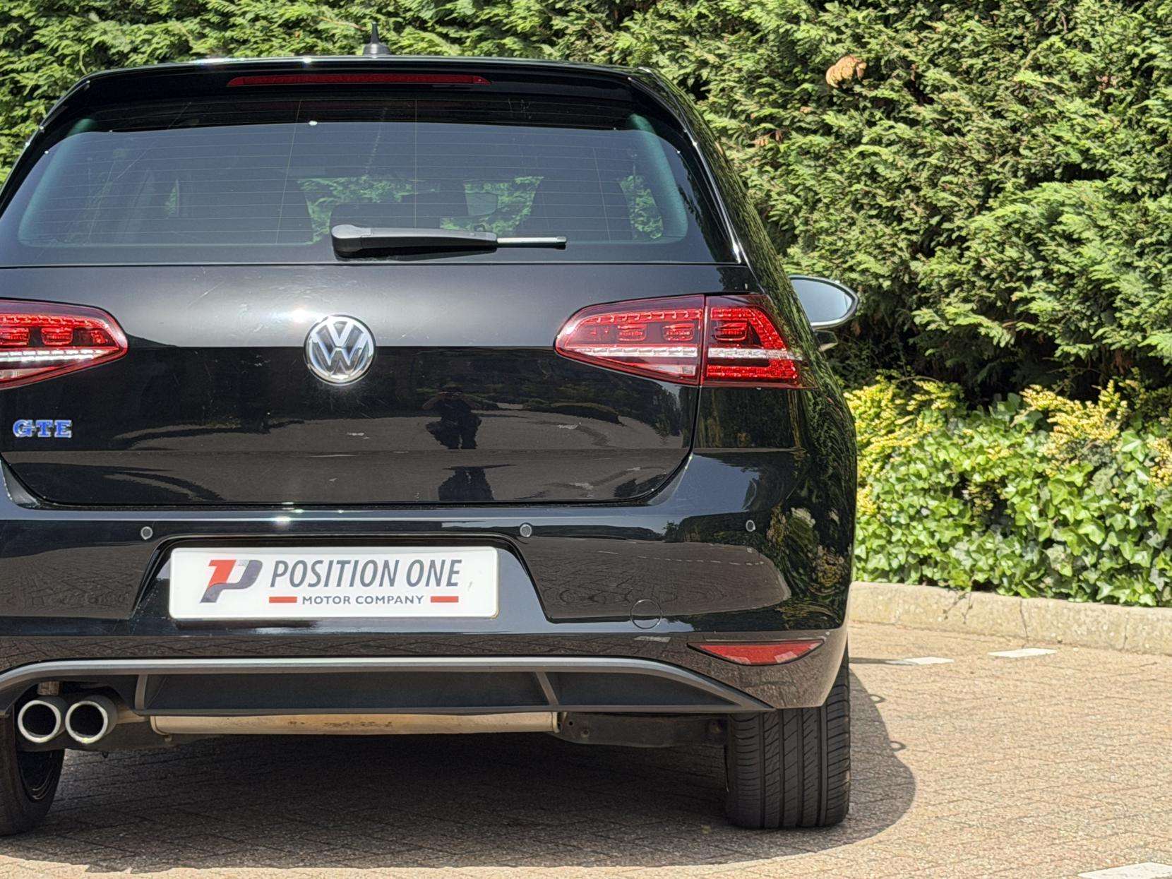 2016 VOLKSWAGEN GOLF 2016 VOLKSWAGEN GOLF