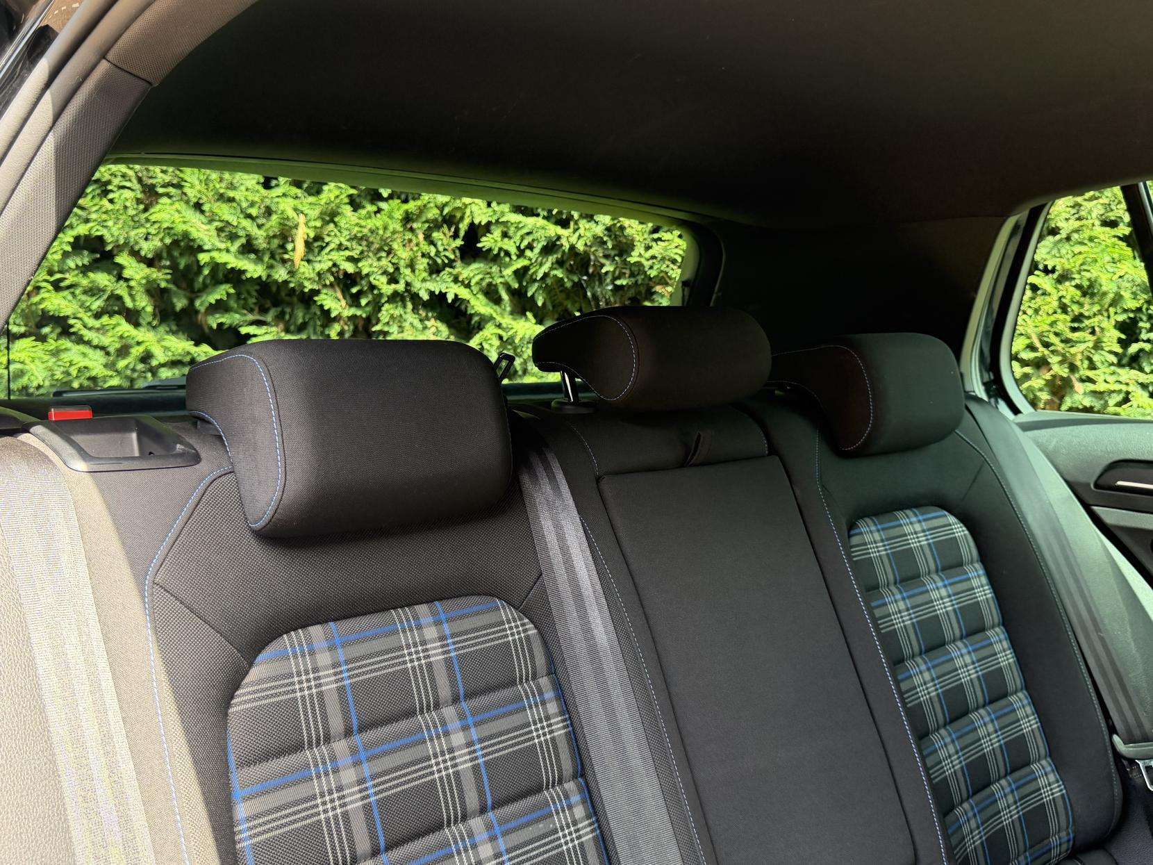 2016 VOLKSWAGEN GOLF 2016 VOLKSWAGEN GOLF