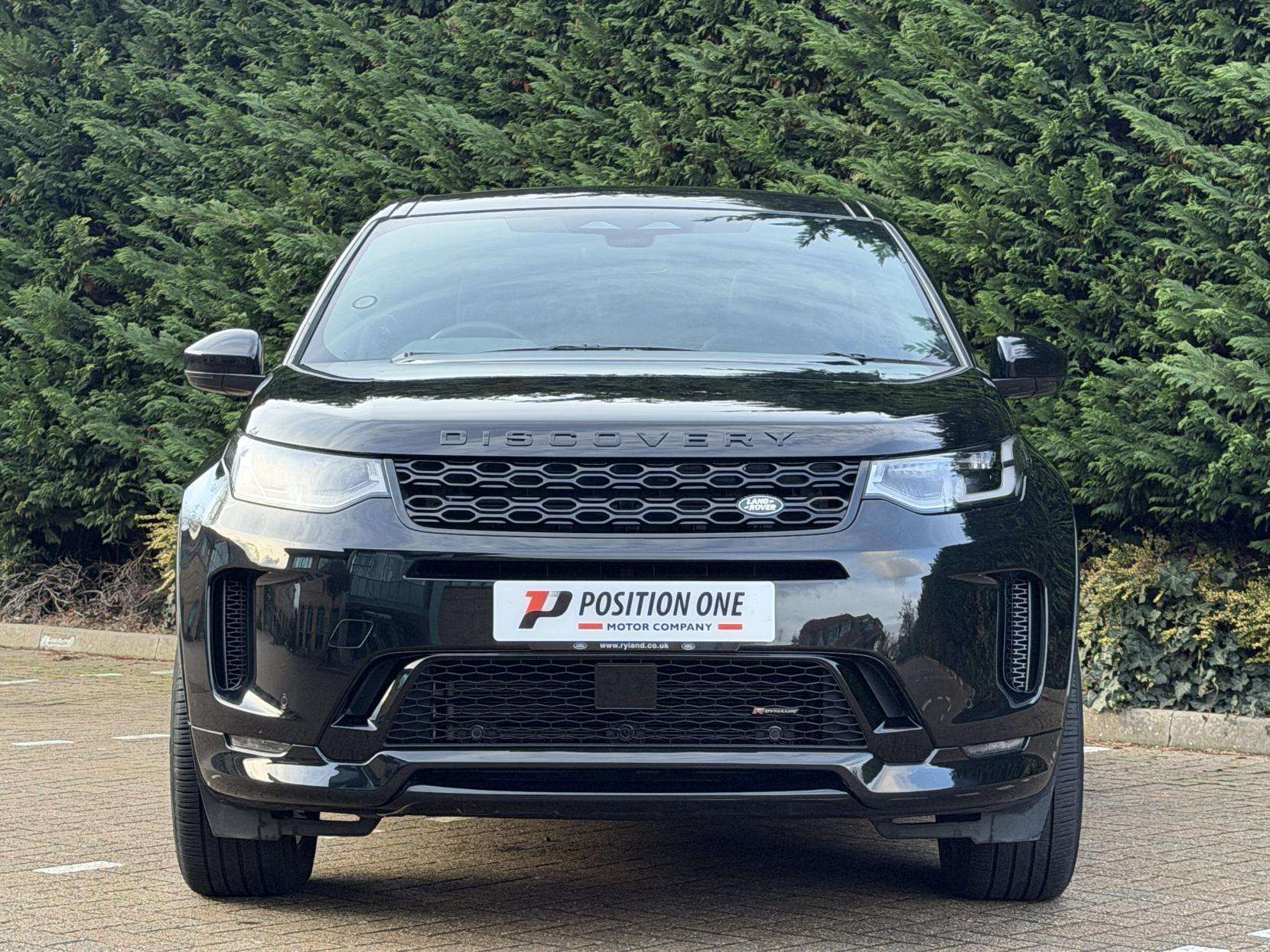 A 2023 LAND ROVER DISCOVERY SPORT 2.0 P250 MHEV R-Dynamic HSE SUV 5dr Petrol Auto 4WD Euro 6 (s/s) (249 ps) A 2023 LAND ROVER DISCOVERY SPORT 2.0 P250 MHEV R-Dynamic HSE SUV 5dr Petrol Auto 4WD Euro 6 (s/s) (249 ps)