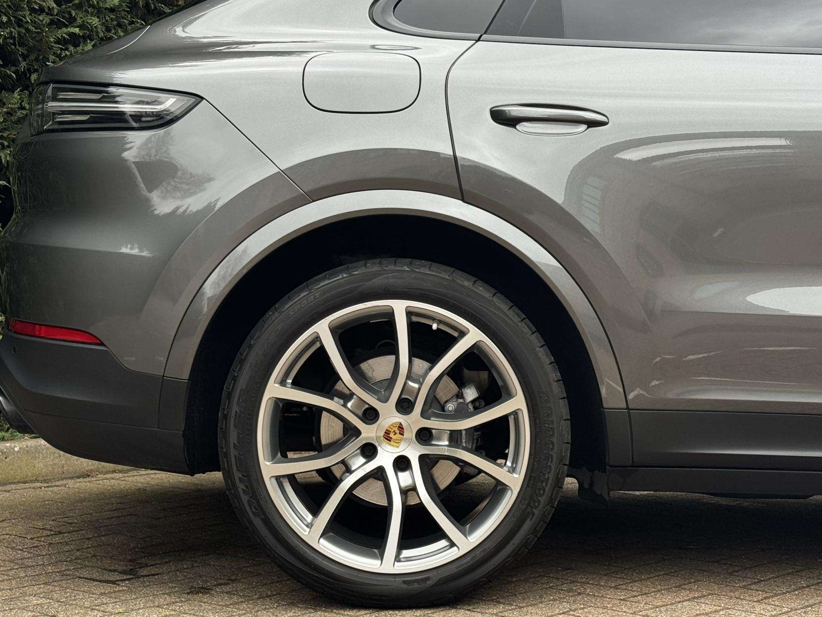 2020 PORSCHE CAYENNE 2020 PORSCHE CAYENNE