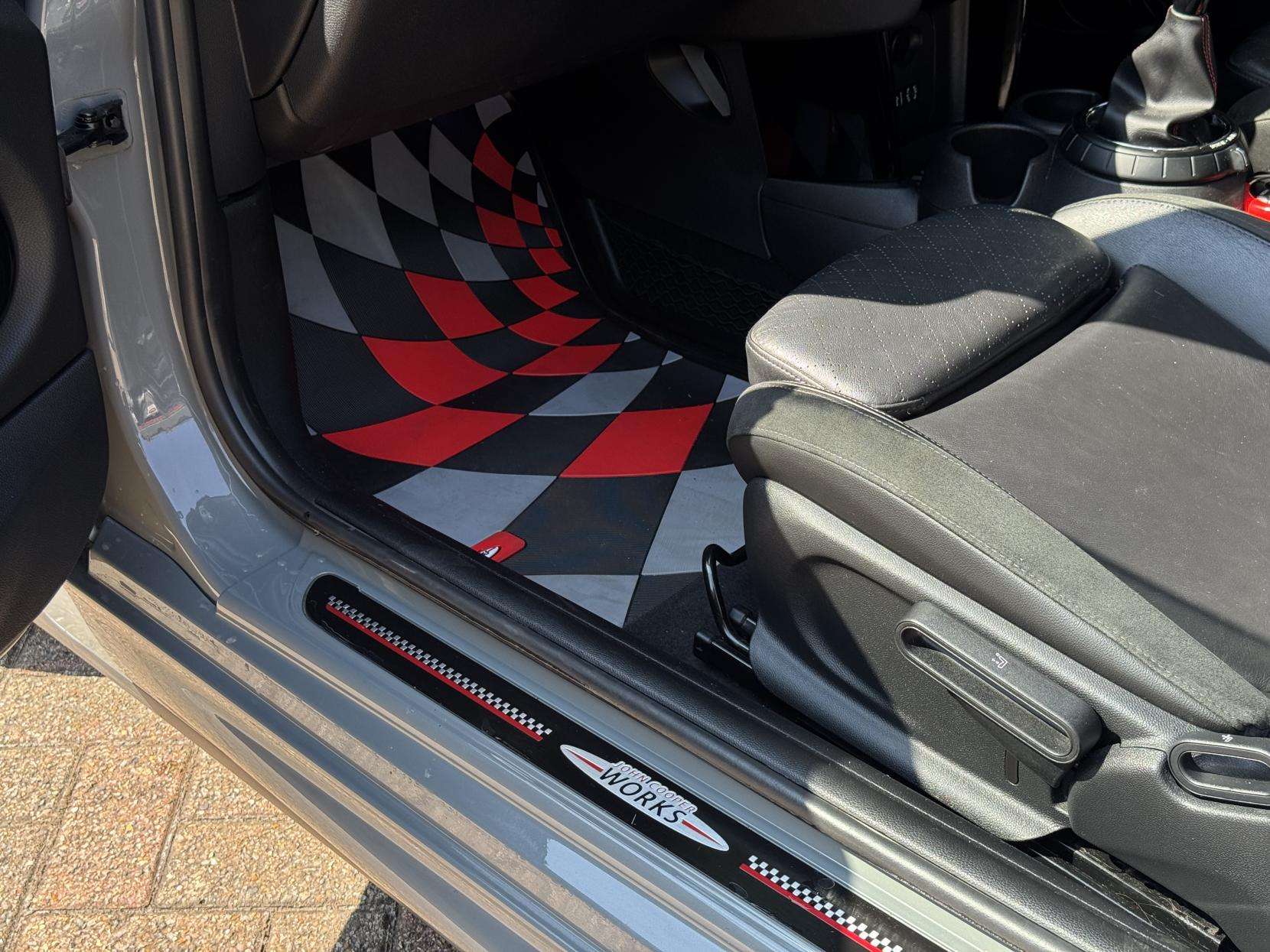 2015 MINI HATCH 2015 MINI HATCH