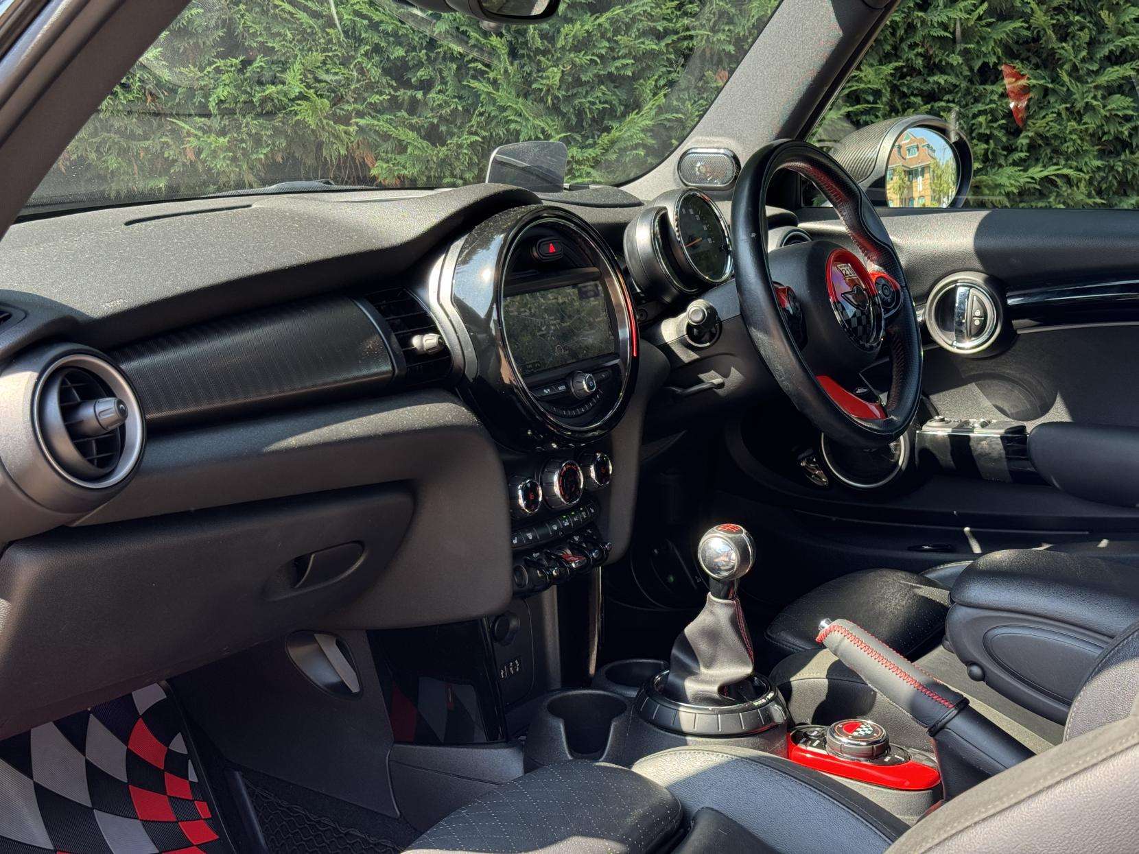 2015 MINI HATCH 2015 MINI HATCH