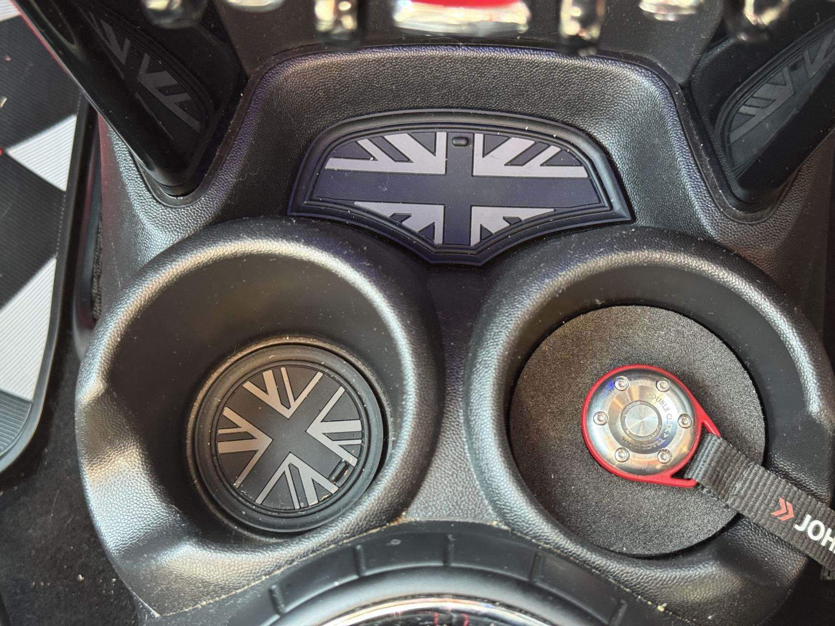 2015 MINI HATCH 2015 MINI HATCH