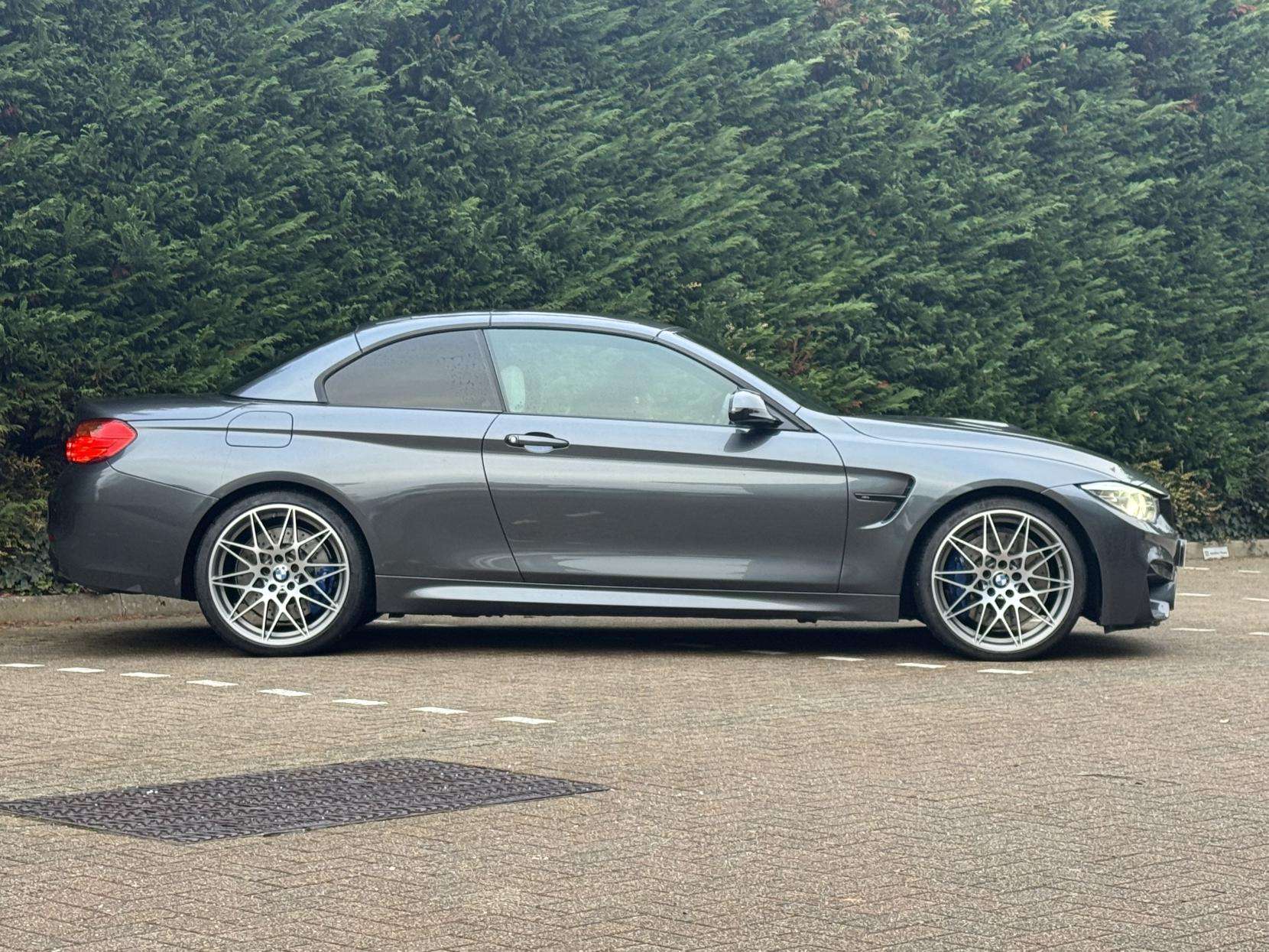 2016 BMW M4 2016 BMW M4