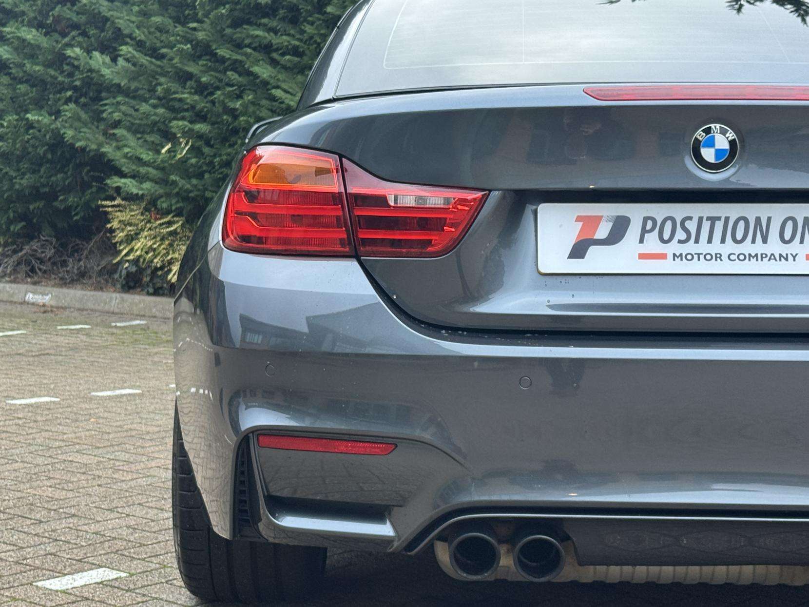 2016 BMW M4 2016 BMW M4