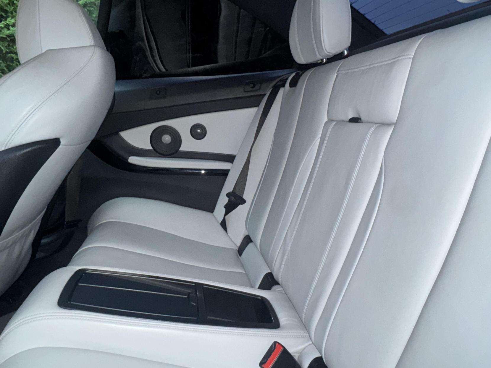 2016 BMW M4 2016 BMW M4