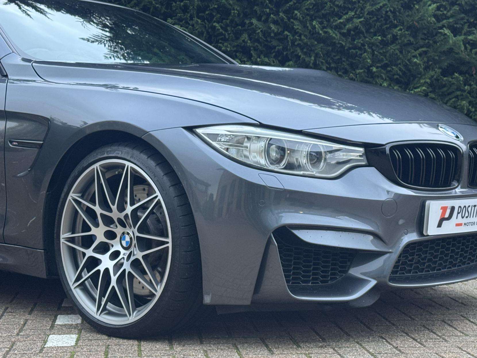 2016 BMW M4 2016 BMW M4