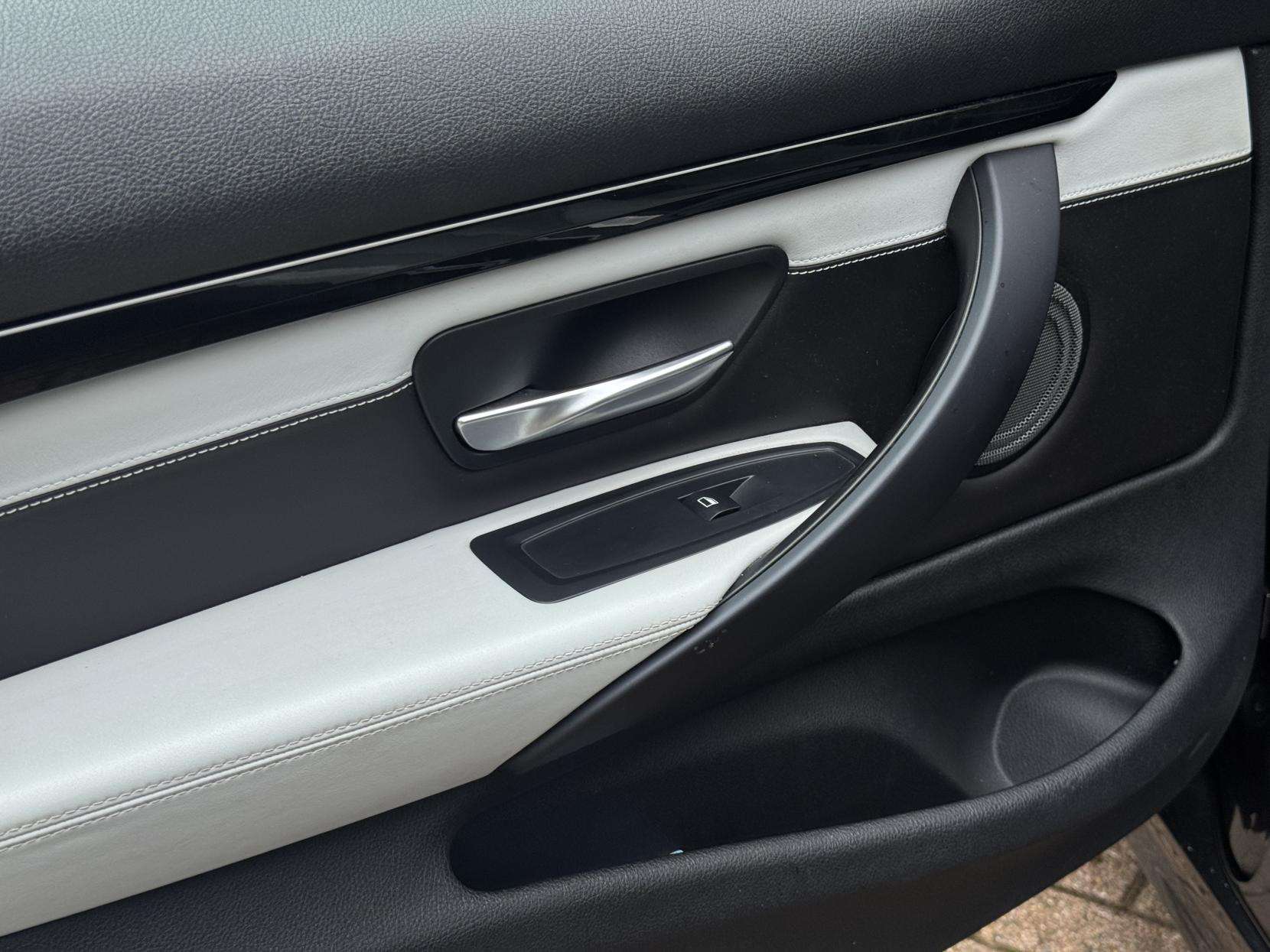 2016 BMW M4 2016 BMW M4