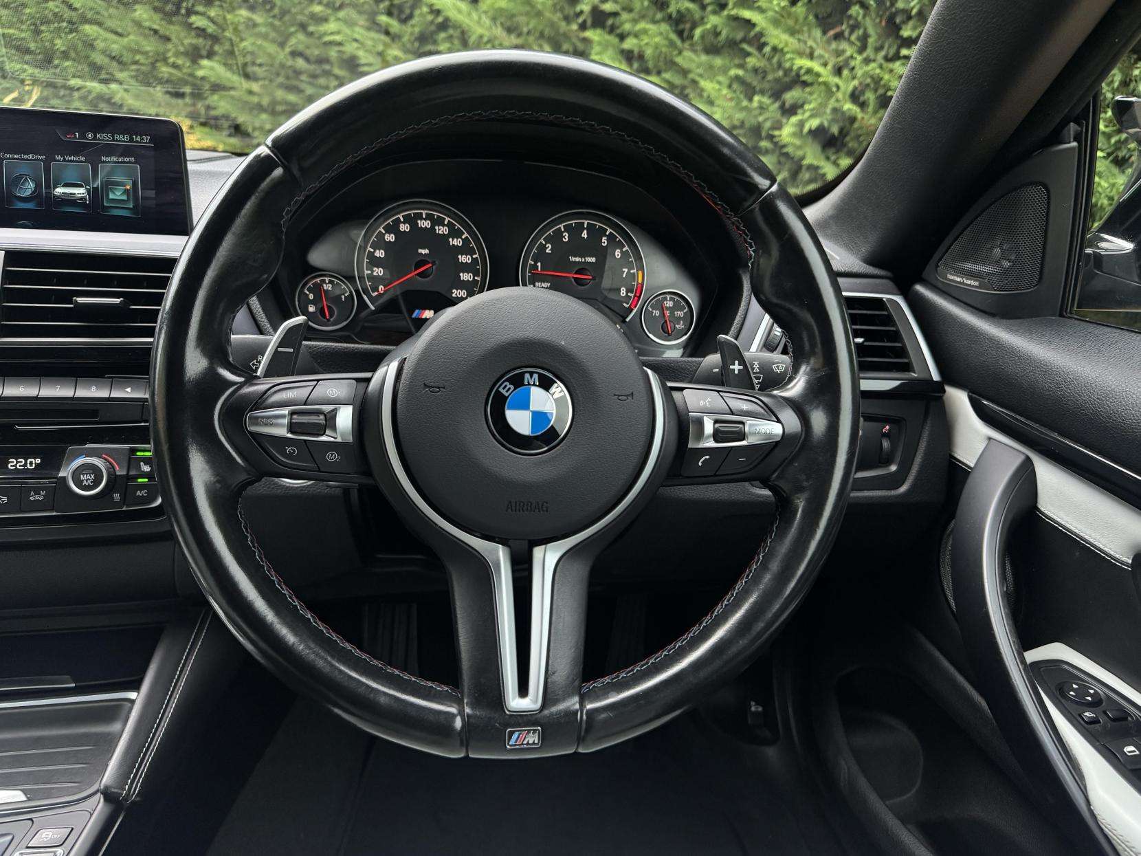 2016 BMW M4 2016 BMW M4