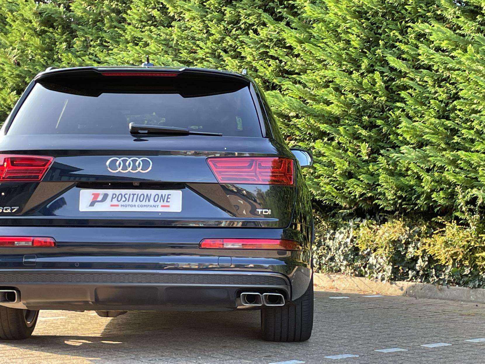 2018 AUDI SQ7 2018 AUDI SQ7