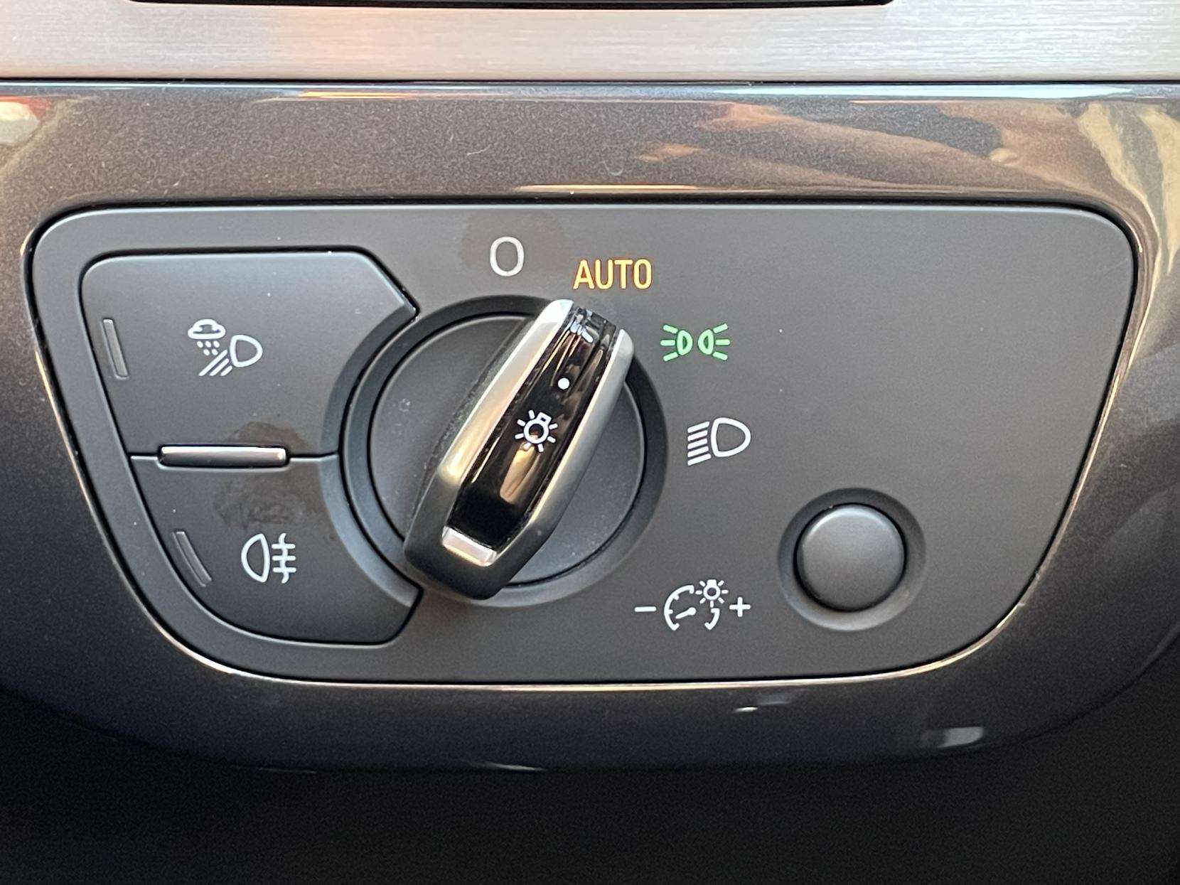 2018 AUDI SQ7 2018 AUDI SQ7