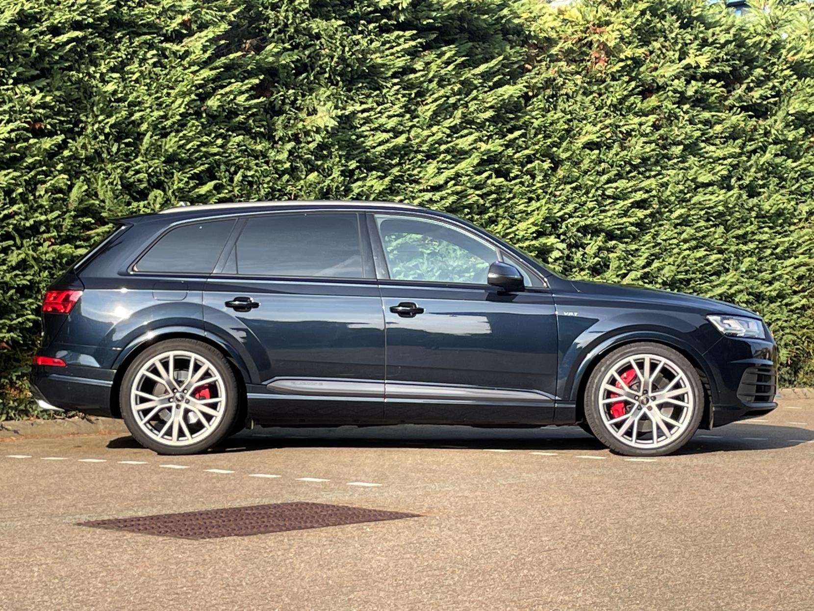 2018 AUDI SQ7 2018 AUDI SQ7