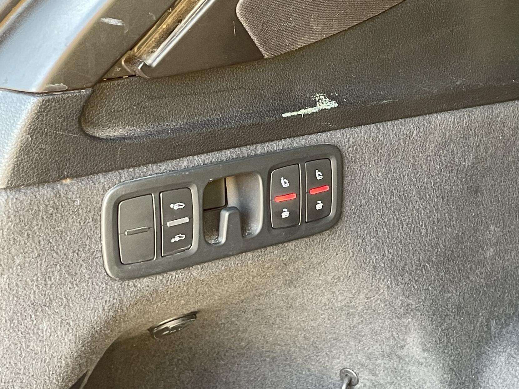 2018 AUDI SQ7 2018 AUDI SQ7