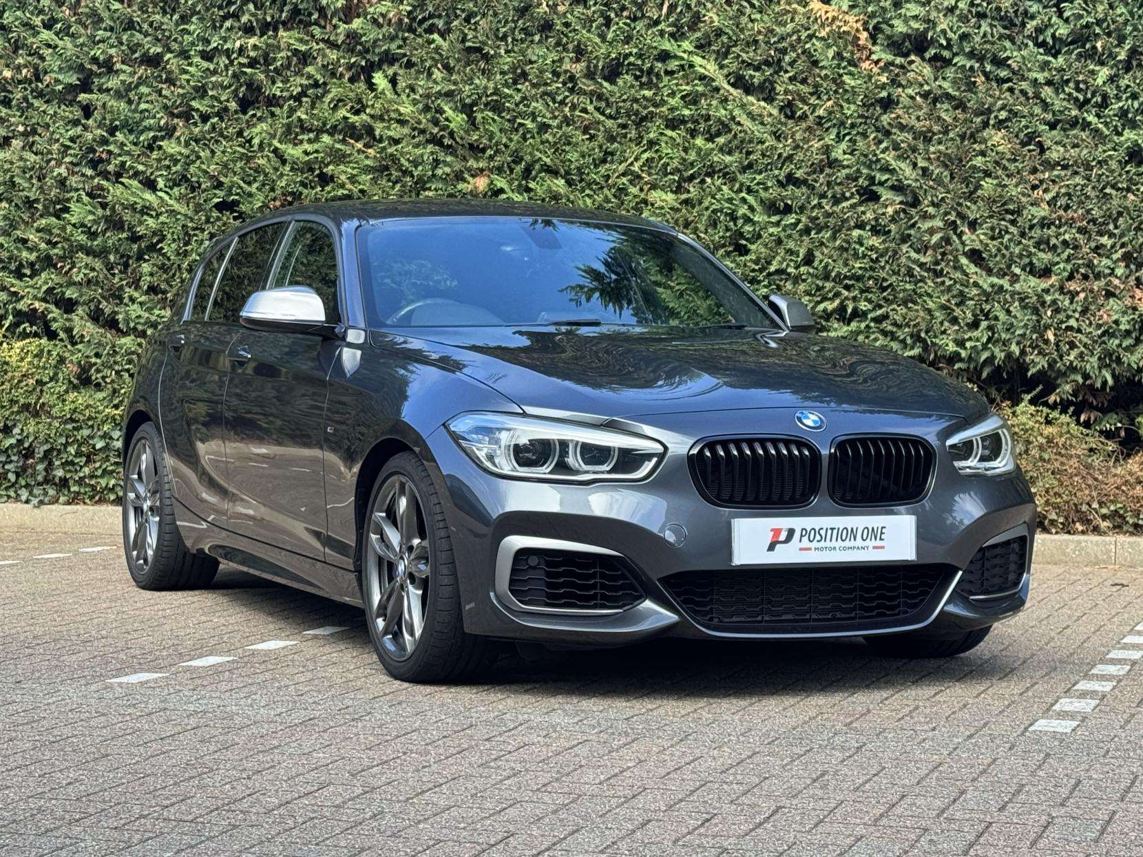 2017 BMW 1 SERIES 2017 BMW 1 SERIES