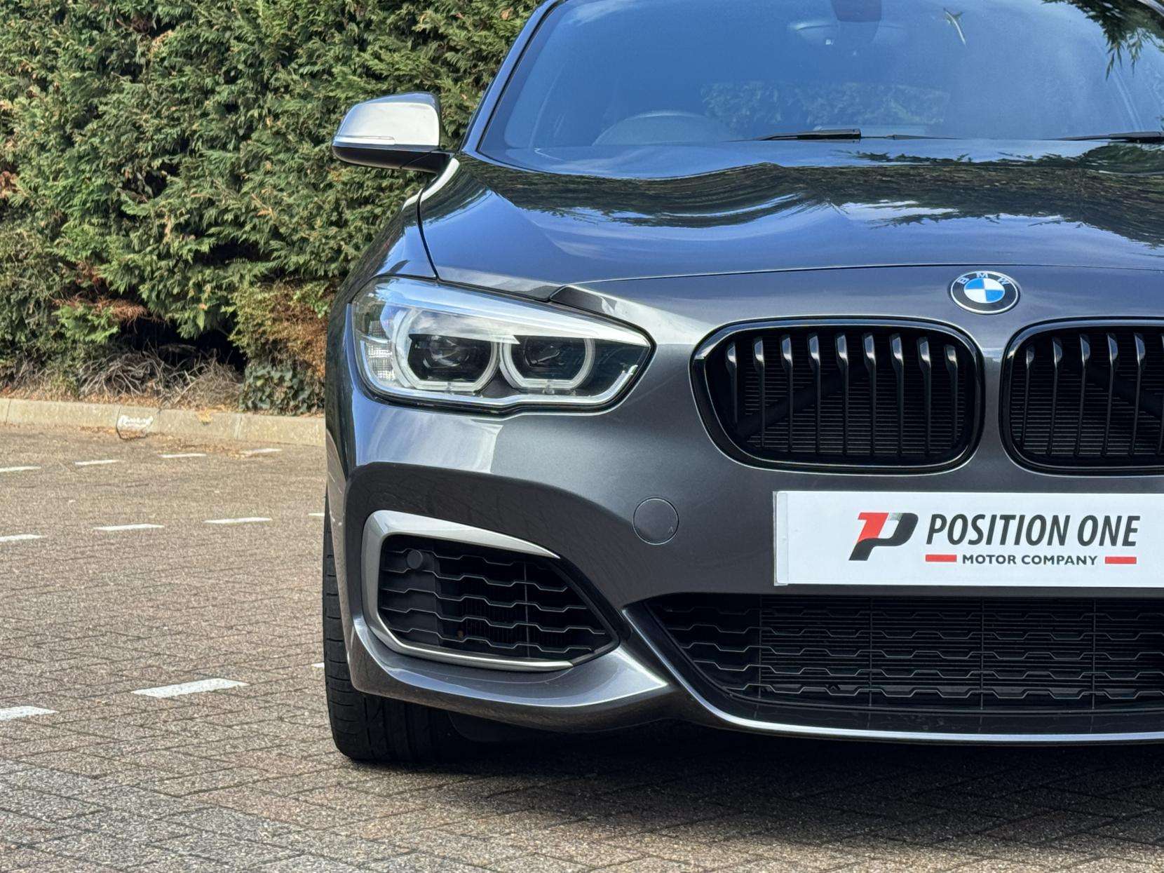 2017 BMW 1 SERIES 2017 BMW 1 SERIES