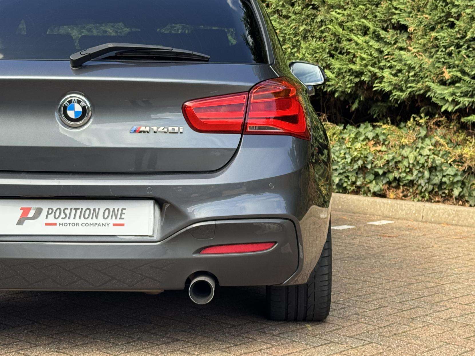 2017 BMW 1 SERIES 2017 BMW 1 SERIES