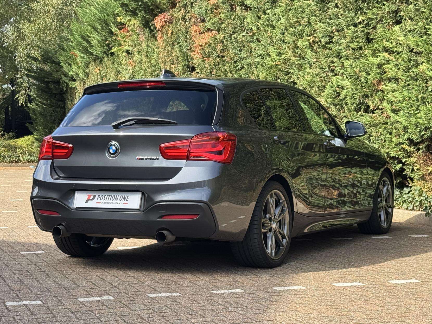 2017 BMW 1 SERIES 2017 BMW 1 SERIES
