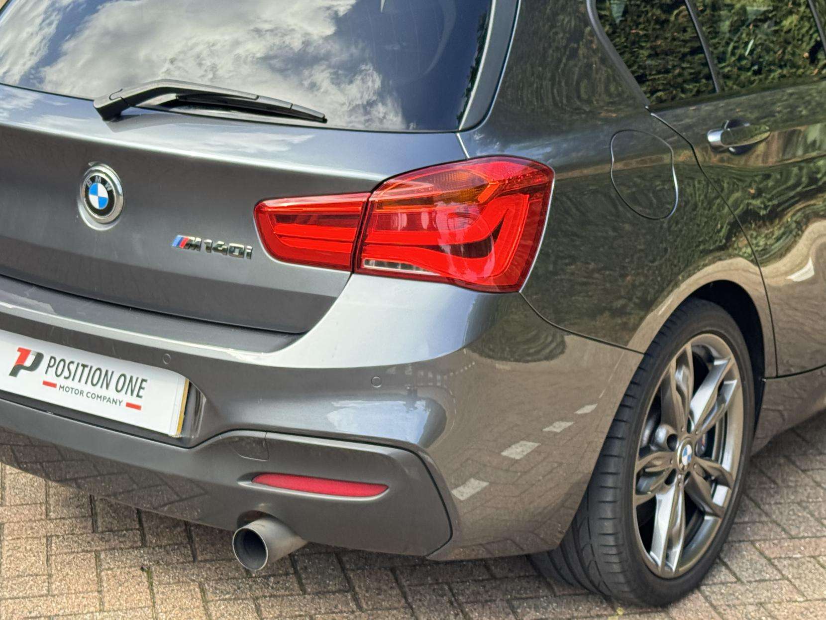 2017 BMW 1 SERIES 2017 BMW 1 SERIES