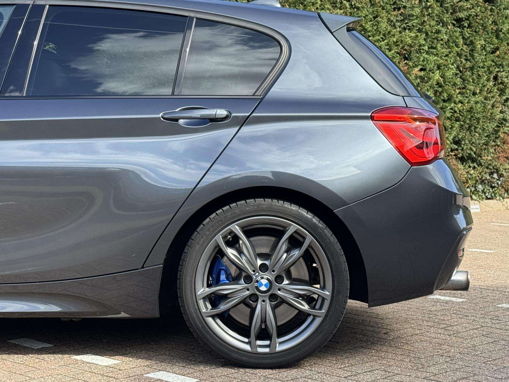 2017 BMW 1 SERIES 2017 BMW 1 SERIES