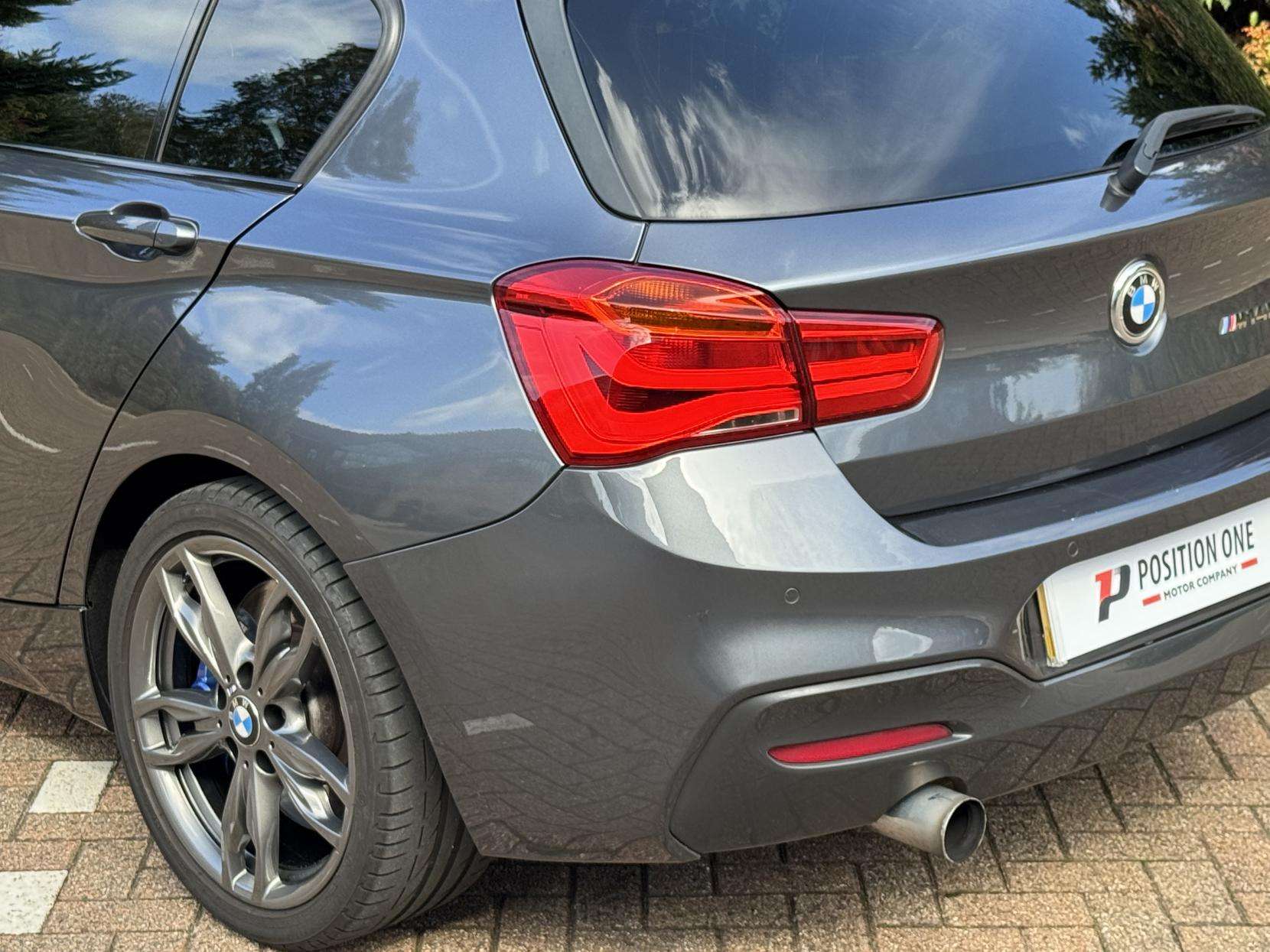 2017 BMW 1 SERIES 2017 BMW 1 SERIES