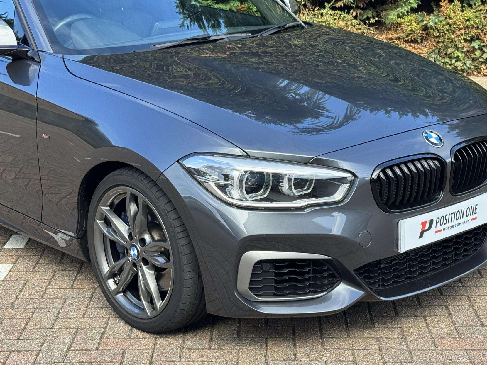 2017 BMW 1 SERIES 2017 BMW 1 SERIES