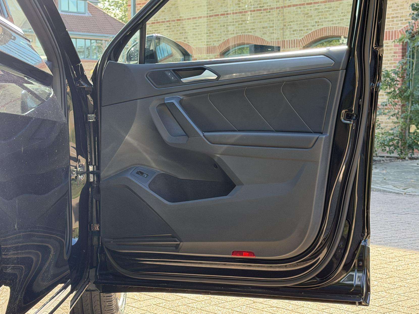 2019 VOLKSWAGEN TIGUAN 2019 VOLKSWAGEN TIGUAN