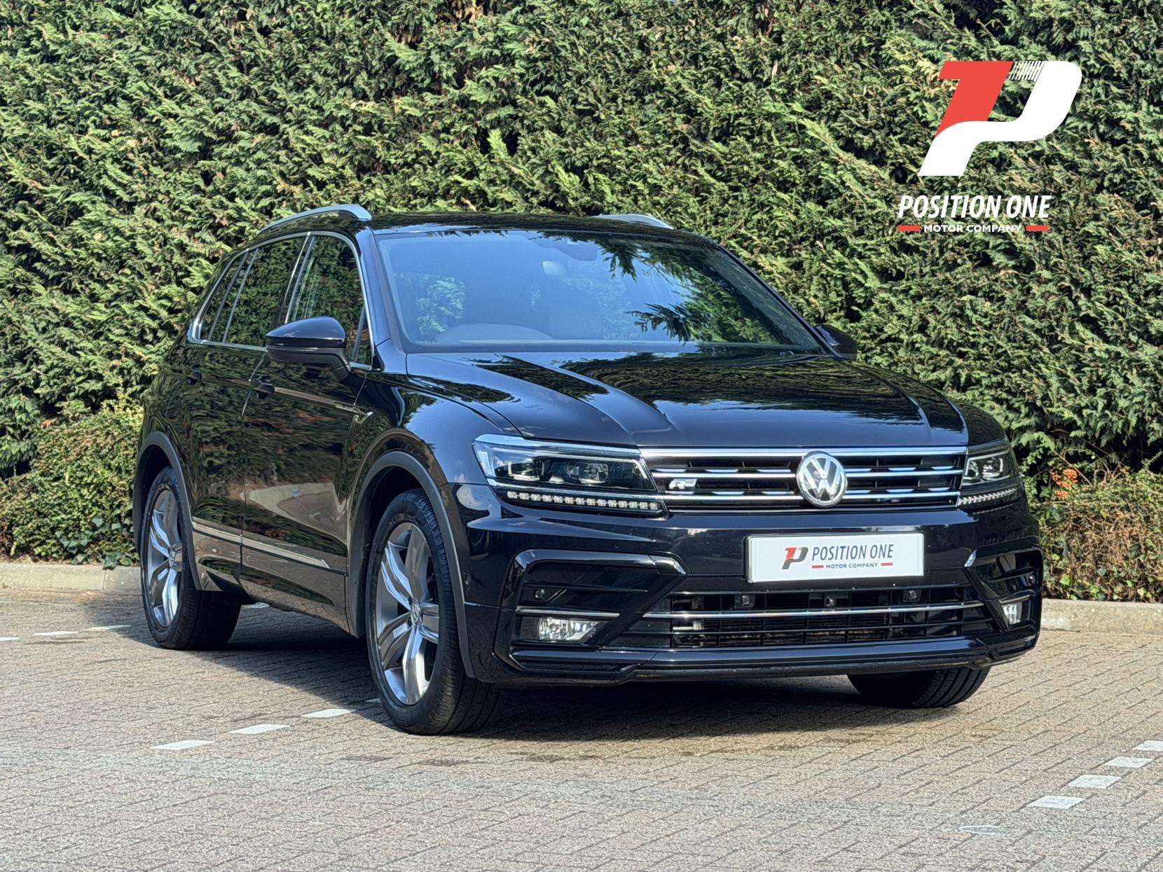 A 2019 VOLKSWAGEN TIGUAN 1.5 TSI EVO R-Line SUV 5dr Petrol DSG Euro 6 (s/s) (150 ps) A 2019 VOLKSWAGEN TIGUAN 1.5 TSI EVO R-Line SUV 5dr Petrol DSG Euro 6 (s/s) (150 ps)