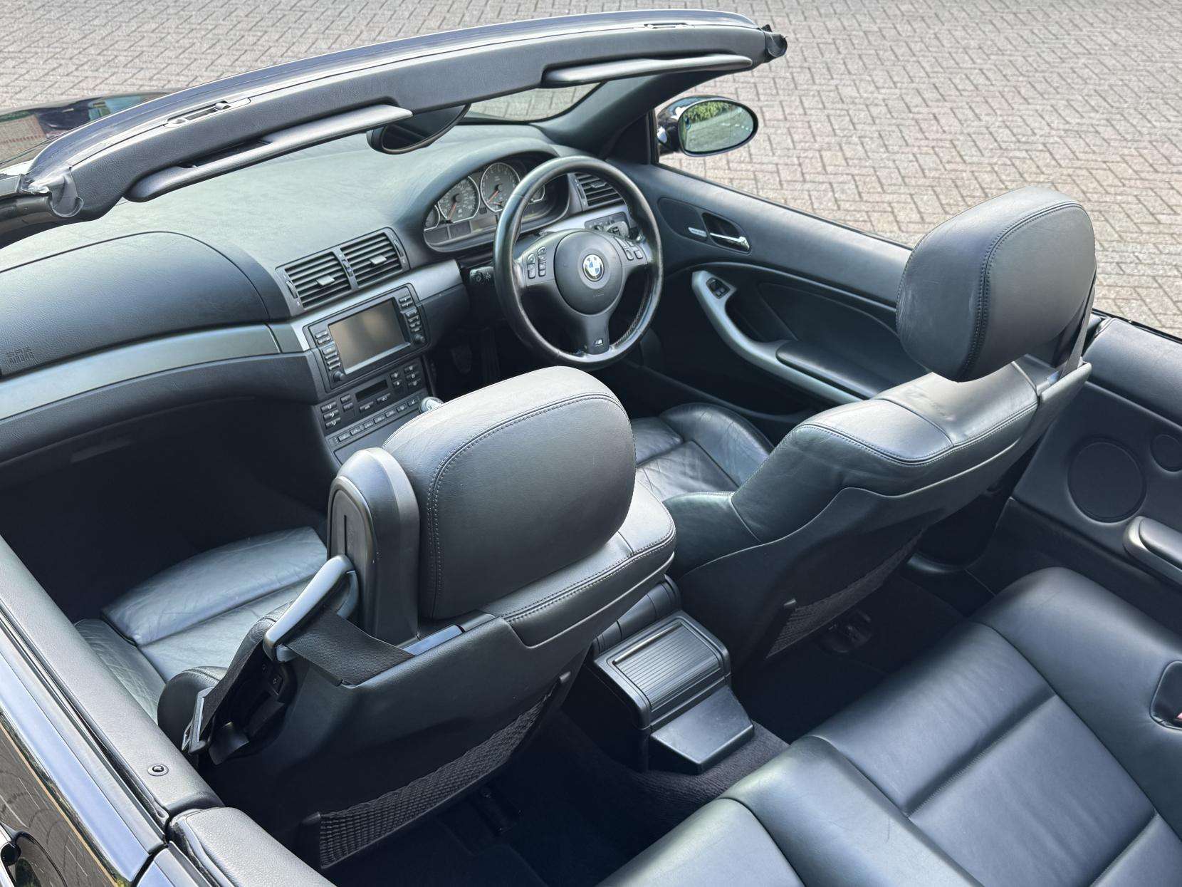 2004 BMW M3 2004 BMW M3