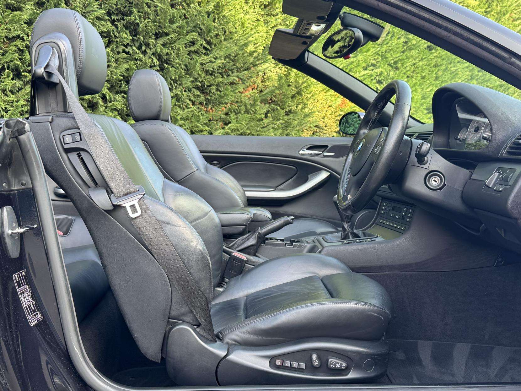 2004 BMW M3 2004 BMW M3