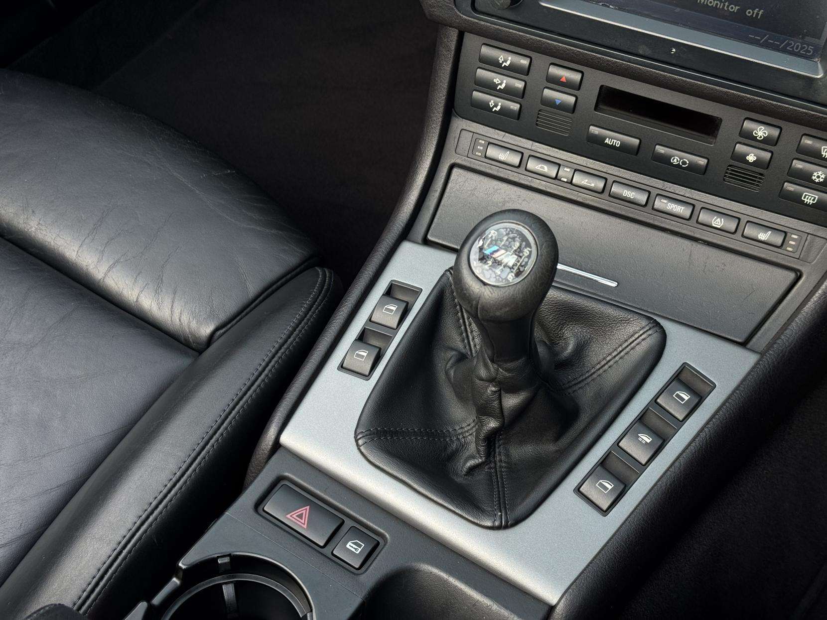 2004 BMW M3 2004 BMW M3